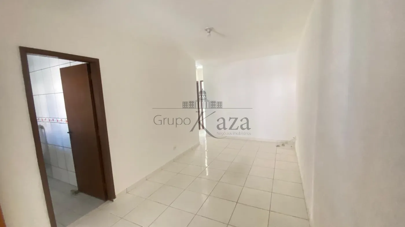Foto 12 de Casa Padrão em Conjunto Residencial Trinta e Um de Março, São José dos Campos - imagem 12