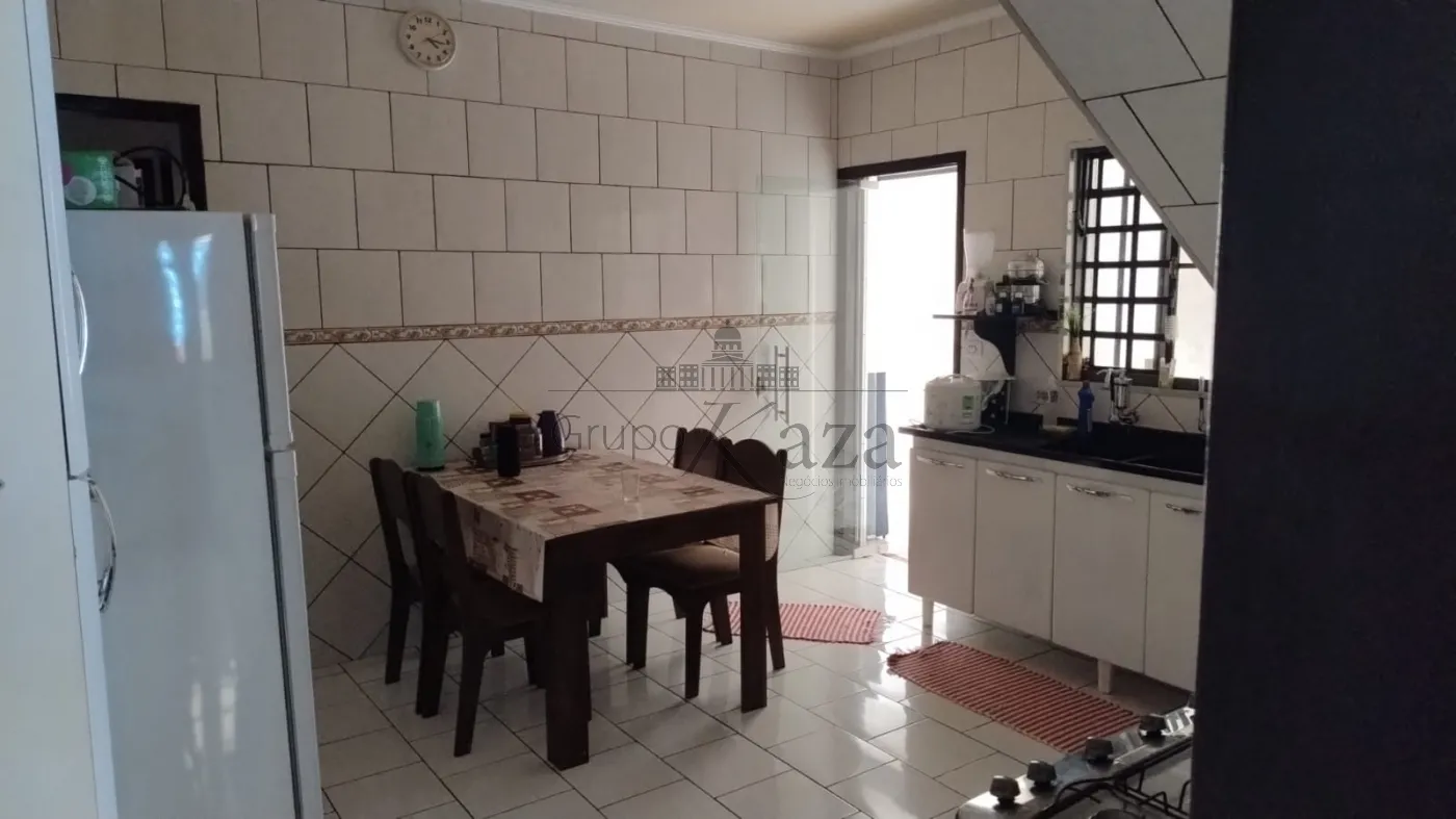 Foto 2 de Casa Sobrado em Jardim Nova Florida, São José dos Campos - imagem 2