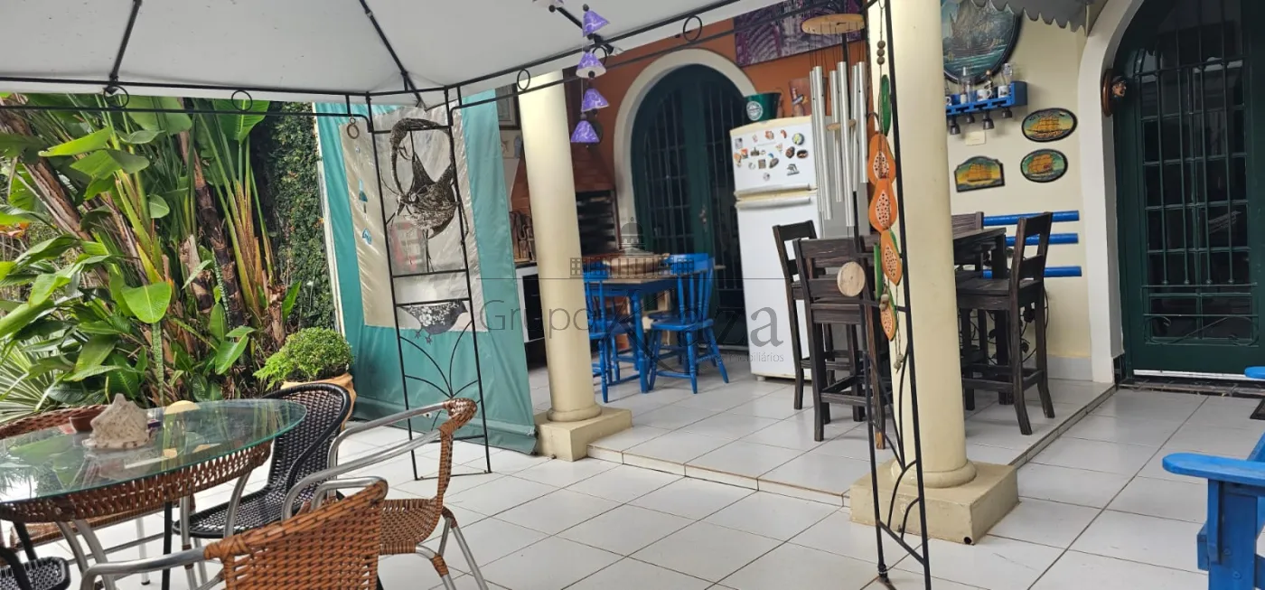 Foto 29 de Casa Padrão em Jardim Siesta, Jacareí - imagem 29