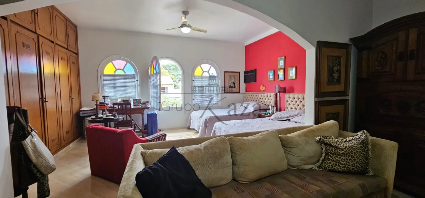 Foto 19 de Casa Padrão em Jardim Siesta, Jacareí - imagem 19
