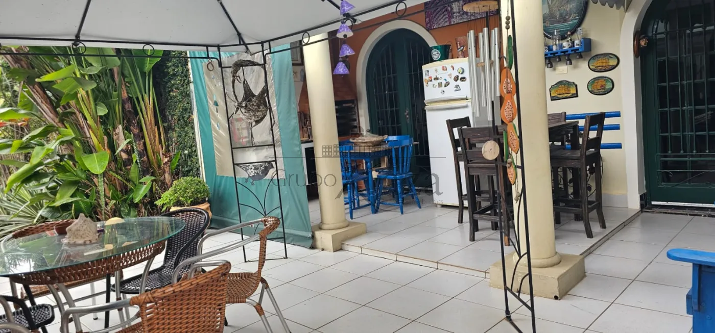 Foto 28 de Casa Padrão em Jardim Siesta, Jacareí - imagem 28