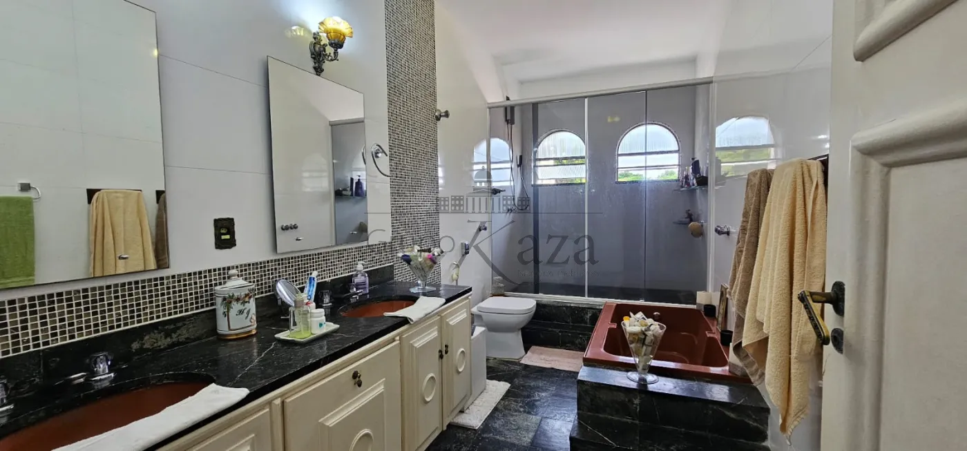 Foto 22 de Casa Padrão em Jardim Siesta, Jacareí - imagem 22