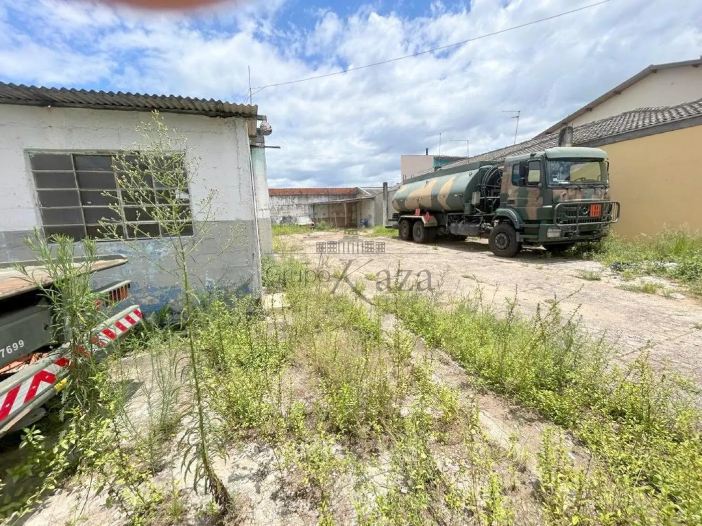 Foto 2 de Terreno Comercial em Vila Indústrial, São José dos Campos - imagem 2