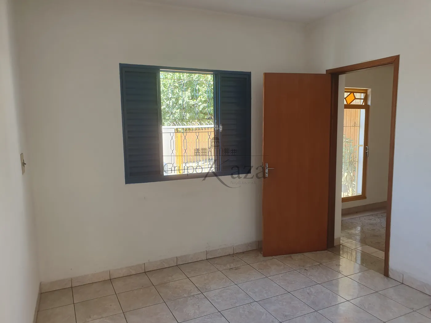 Foto 7 de Casa Sobrado em Jardim Jacinto, Jacareí - imagem 7