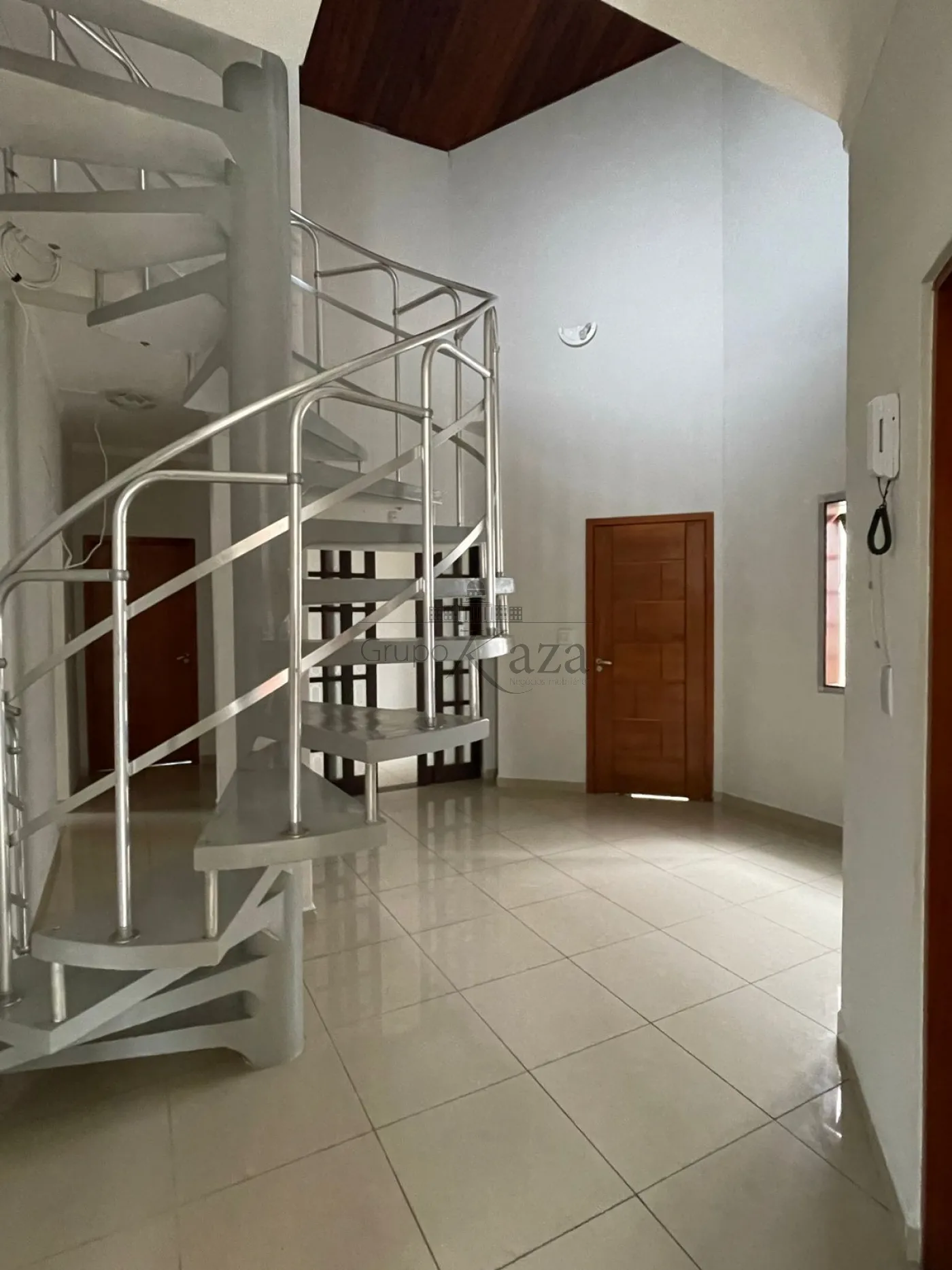 Foto 2 de Casa Sobrado em Jardim Terras de São João, Jacareí - imagem 2