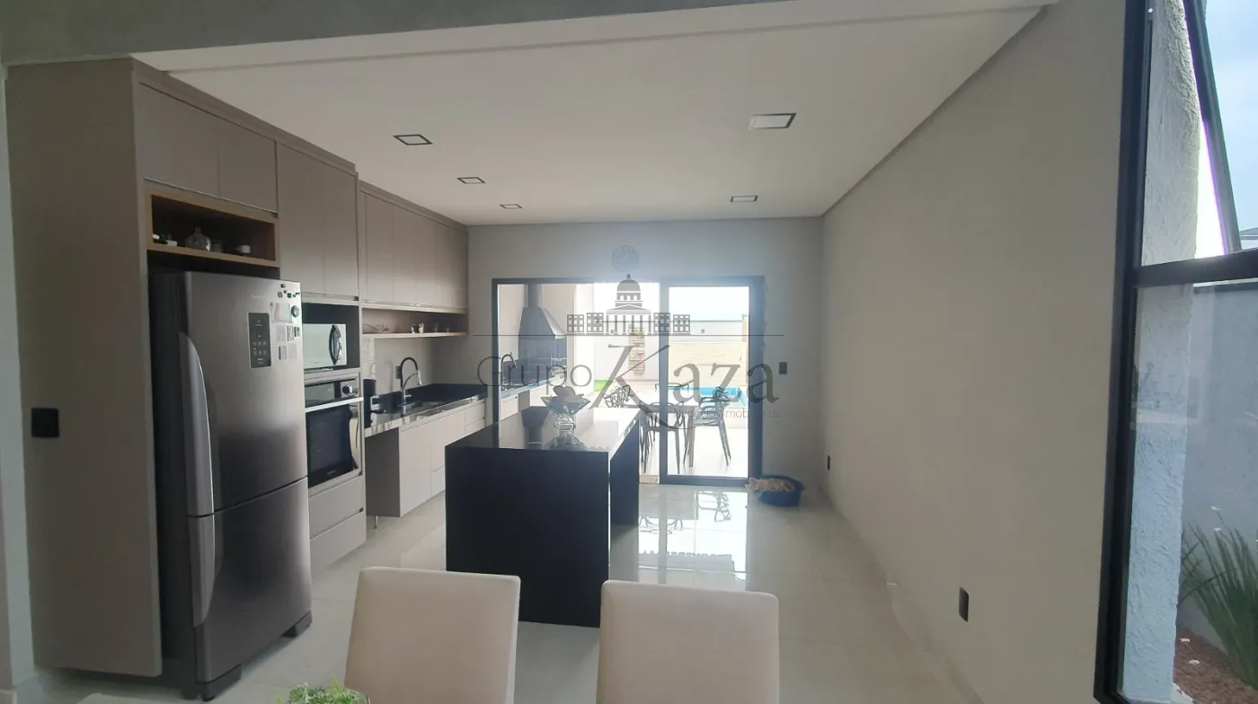 Foto 3 de Comercial Condomínio em Parque Residencial Maria Elmira, Caçapava - imagem 3