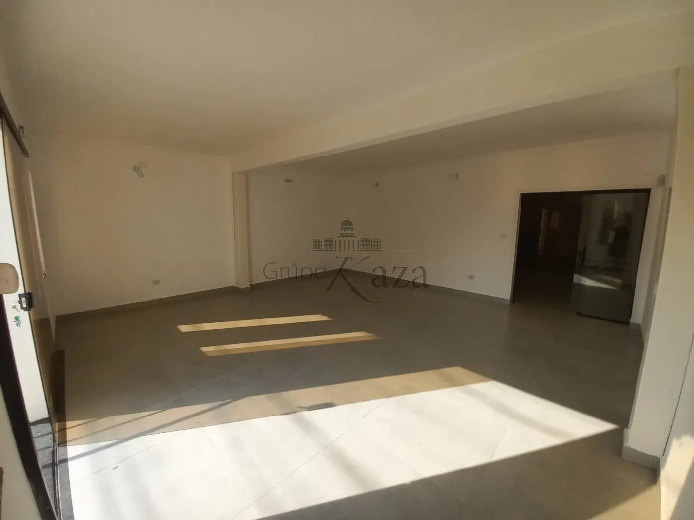 Foto 3 de Comercial Ponto Comercial em Centro, Jacareí - imagem 3