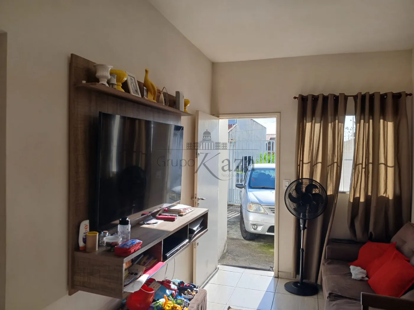 Foto 1 de Casa Padrão em Residencial Parque dos Sinos, Jacareí - imagem 1