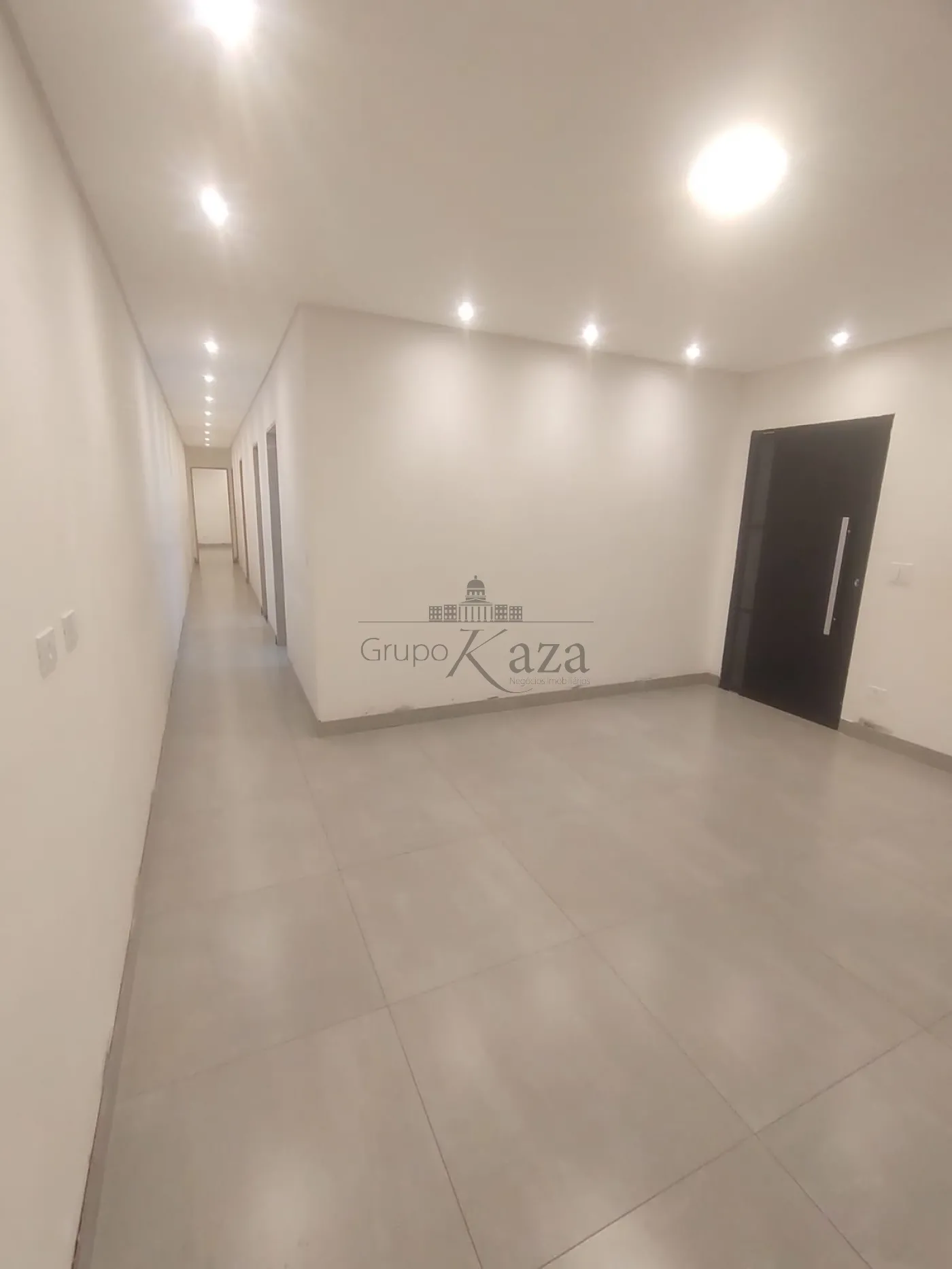 Foto 8 de Casa Padrão em Jardim Ismênia, São José dos Campos - imagem 8