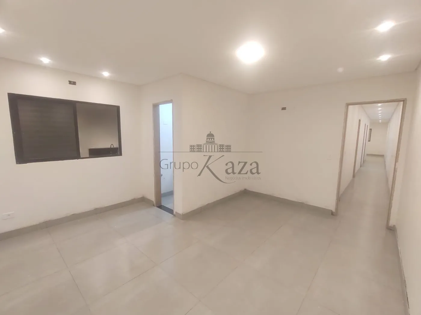 Foto 9 de Casa Padrão em Jardim Ismênia, São José dos Campos - imagem 9