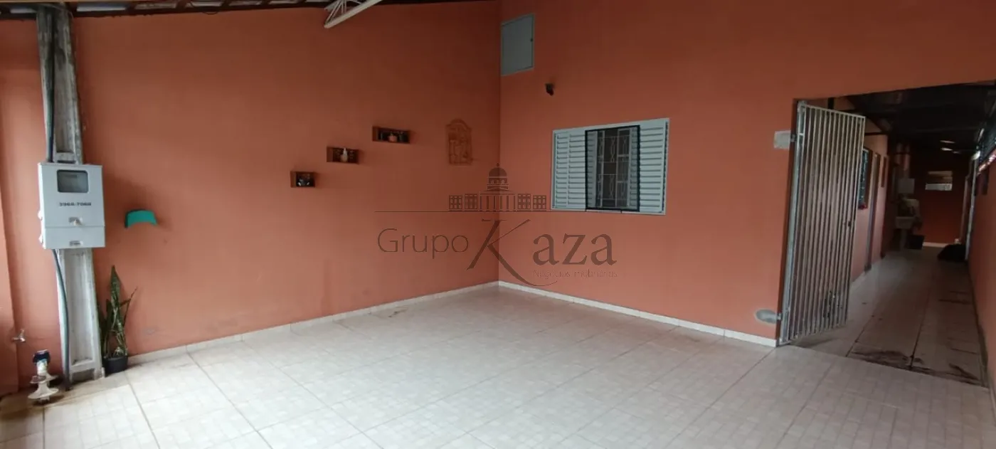 Foto 2 de Casa Padrão em Jardim Torrão de Ouro, São José dos Campos - imagem 2