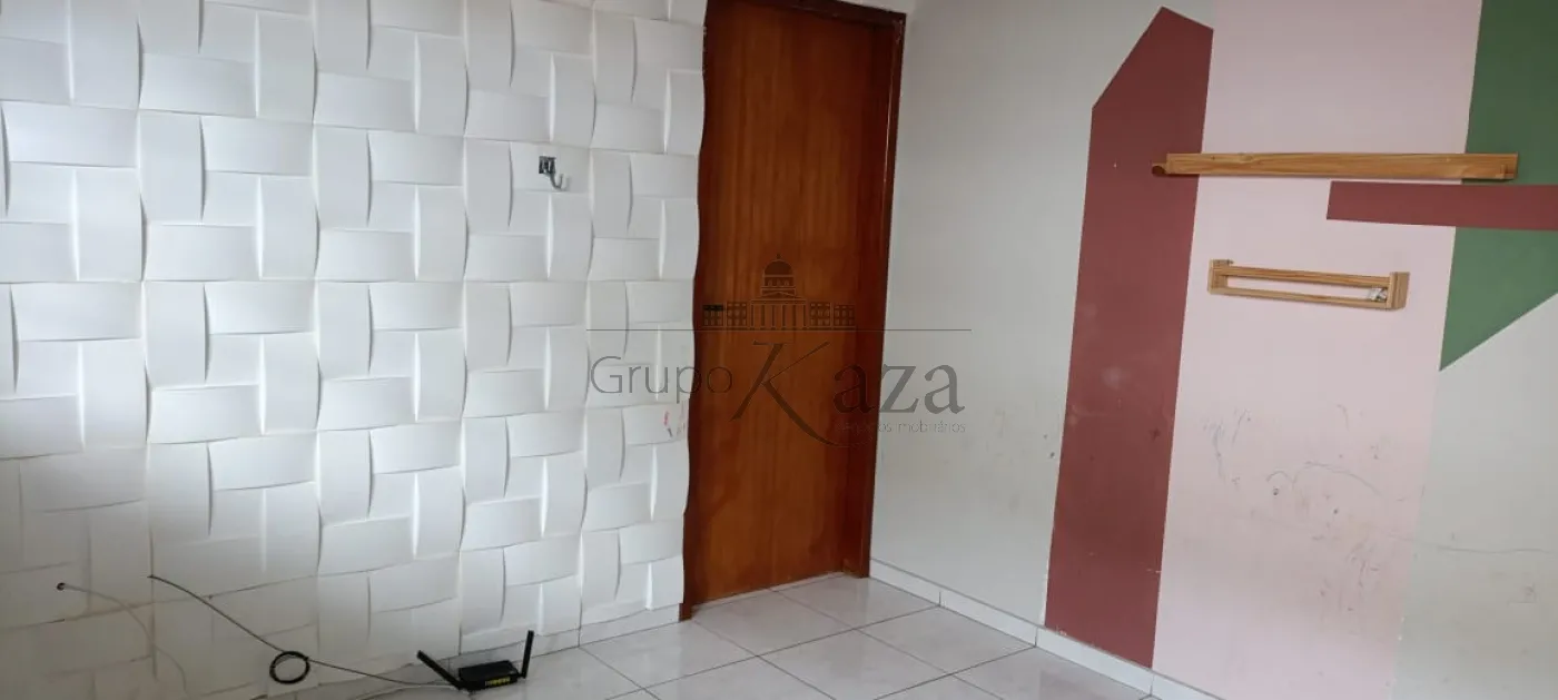 Foto 5 de Casa Padrão em Jardim Torrão de Ouro, São José dos Campos - imagem 5