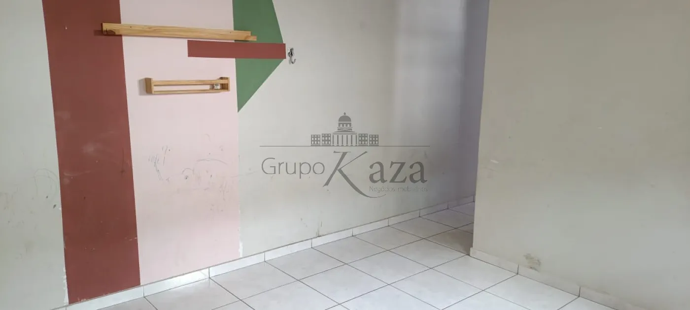 Foto 6 de Casa Padrão em Jardim Torrão de Ouro, São José dos Campos - imagem 6