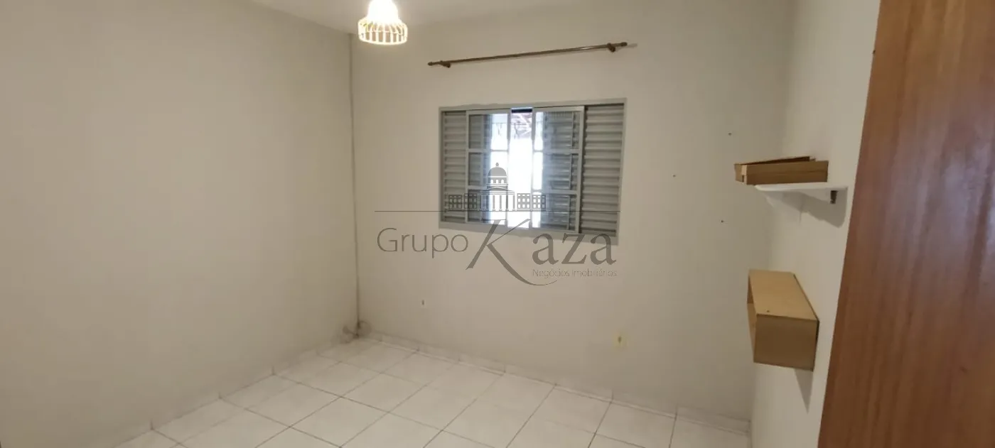 Foto 12 de Casa Padrão em Jardim Torrão de Ouro, São José dos Campos - imagem 12