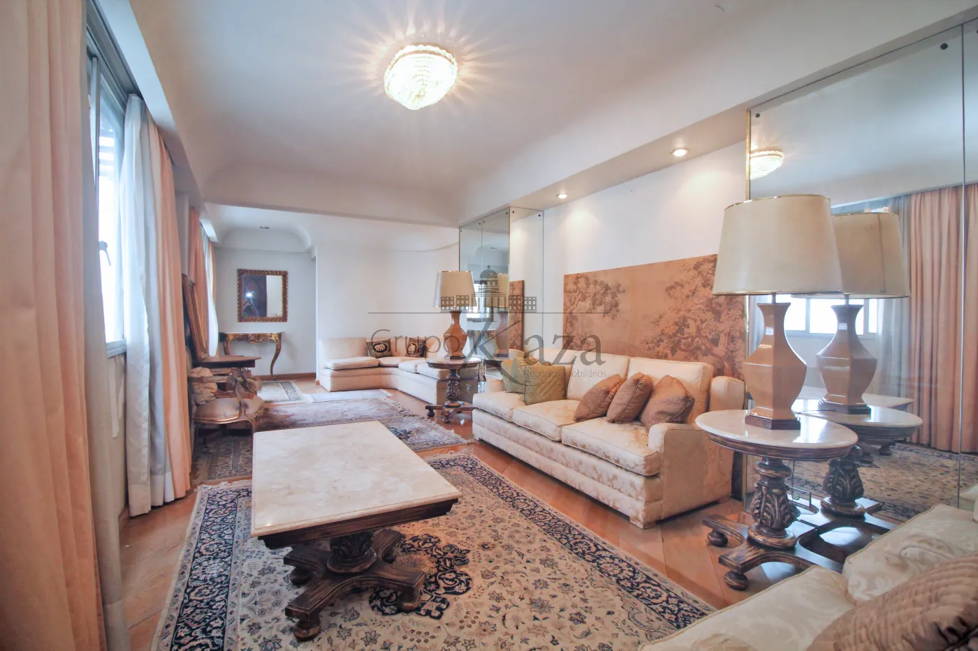 Foto 1 de Apartamento Padrão em Jardim Europa, São Paulo - imagem 1