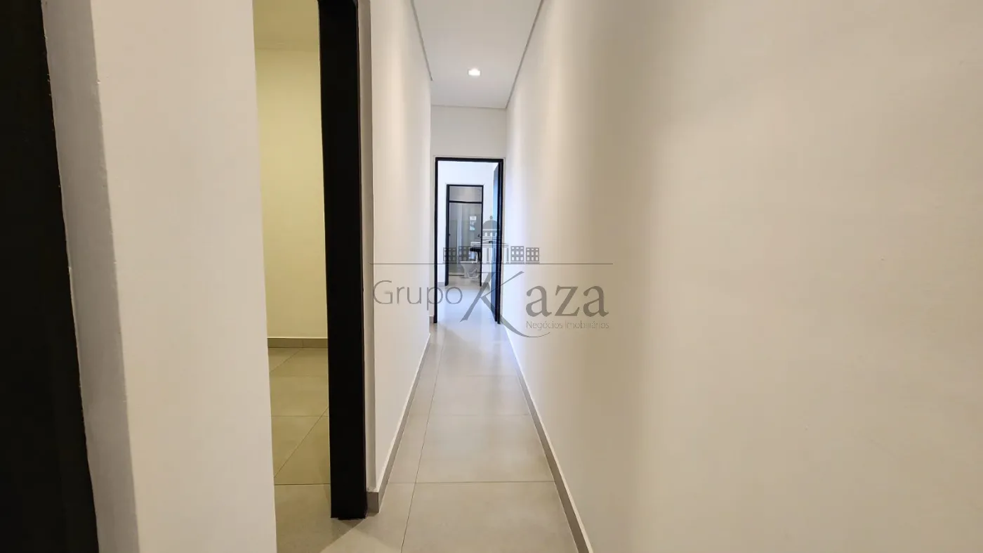 Foto 11 de Casa Padrão em Jardim Altos de Santana II, Jacareí - imagem 11