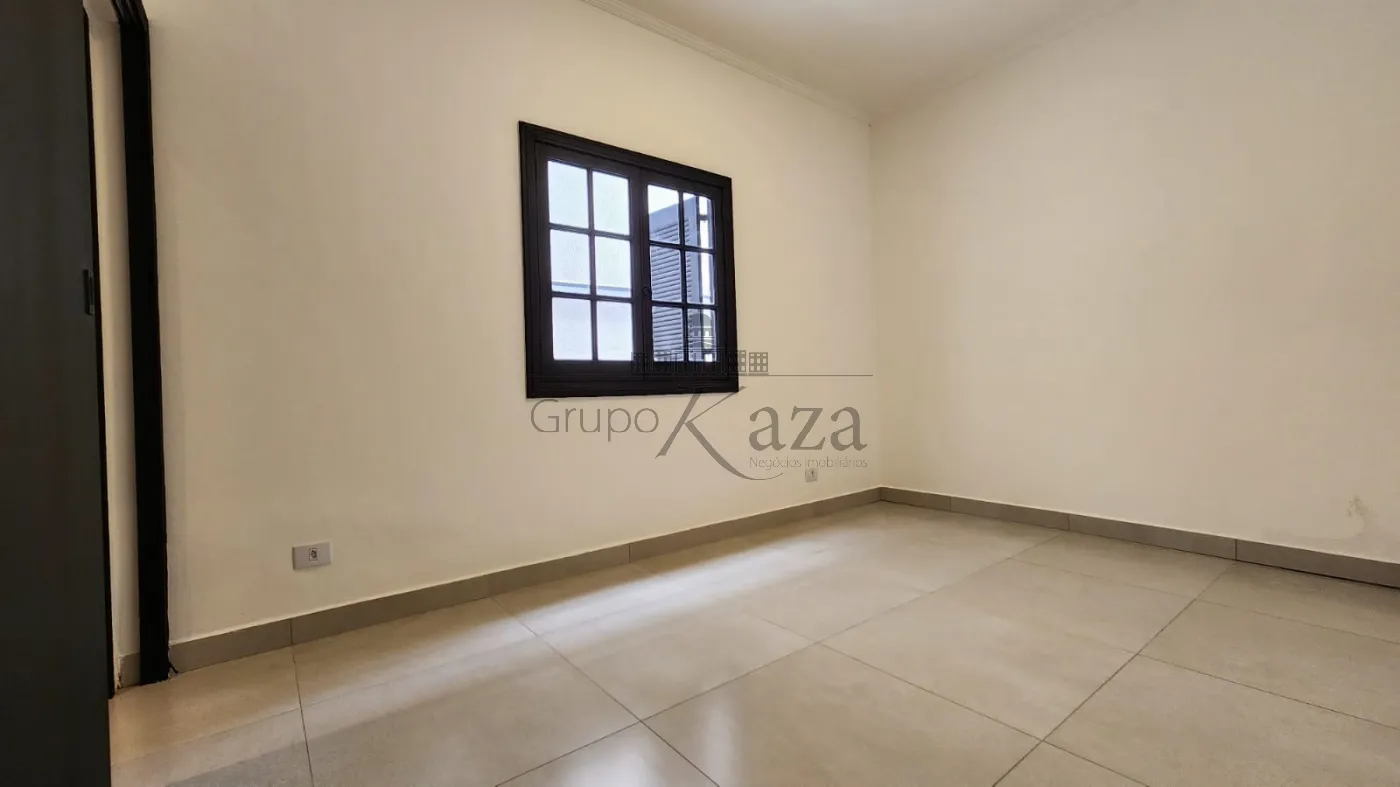 Foto 14 de Casa Padrão em Jardim Altos de Santana II, Jacareí - imagem 14