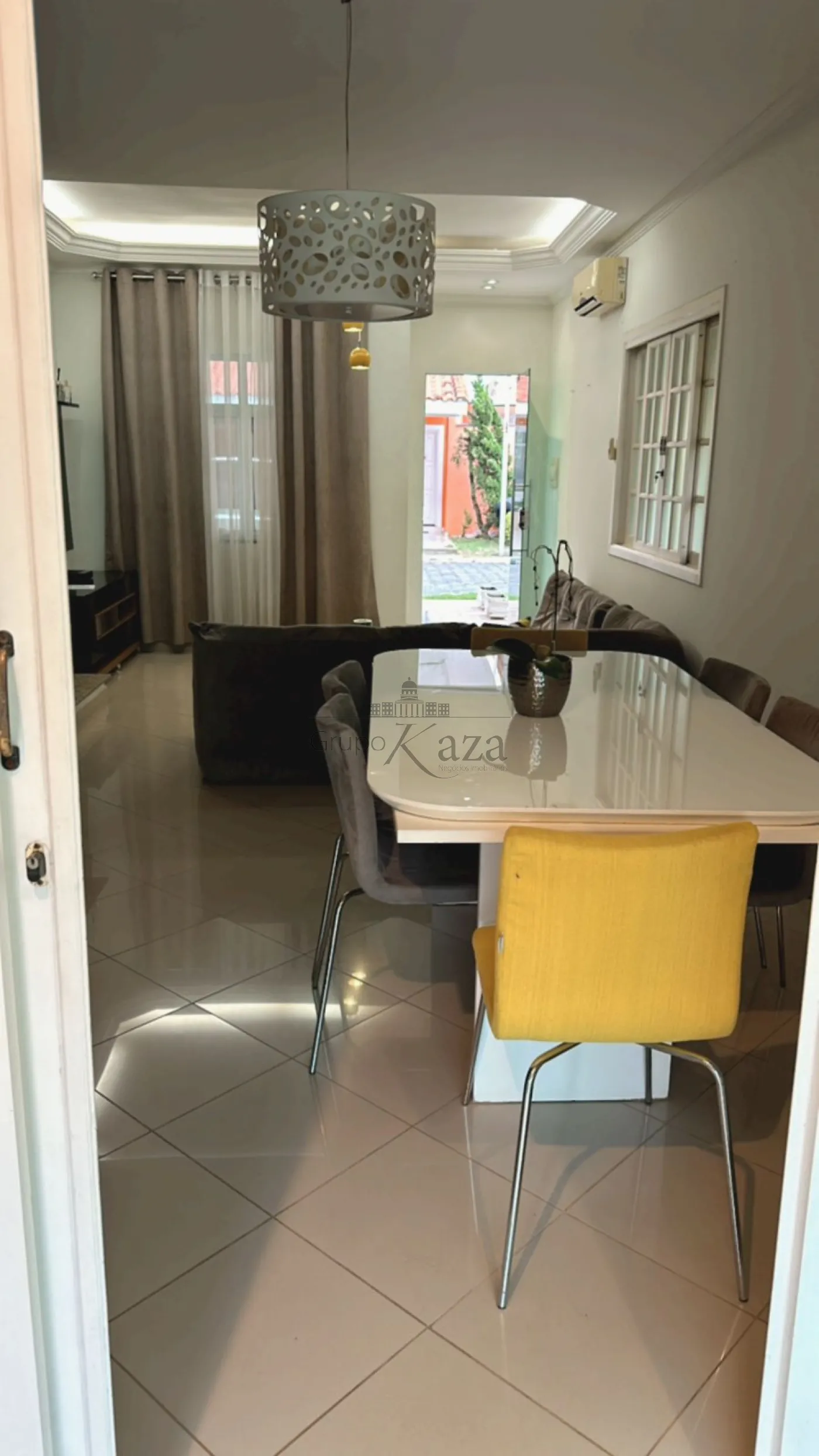 Foto 2 de Casa Condomínio em Jardim Santa Maria, Jacareí - imagem 2 Foto 2 de Casa Condomínio em Jardim Santa Maria, Jacareí - imagem 2