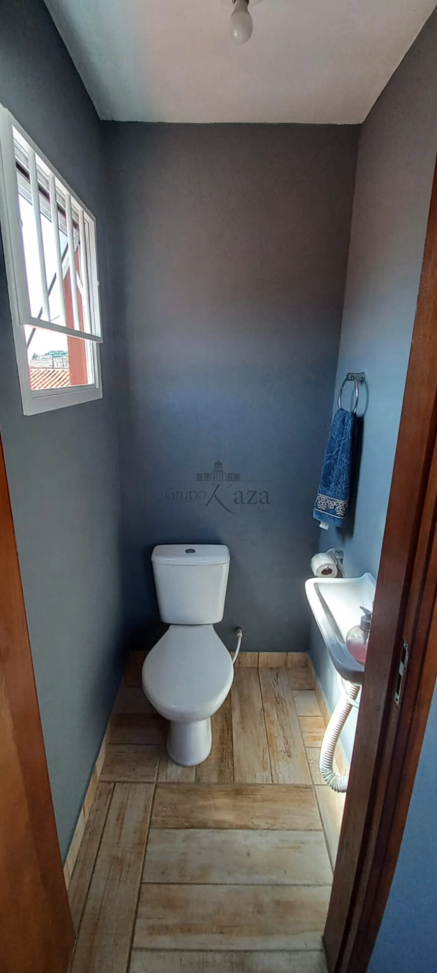 Foto 8 de Casa Padrão em Conjunto Residencial Trinta e Um de Março, São José dos Campos - imagem 8
