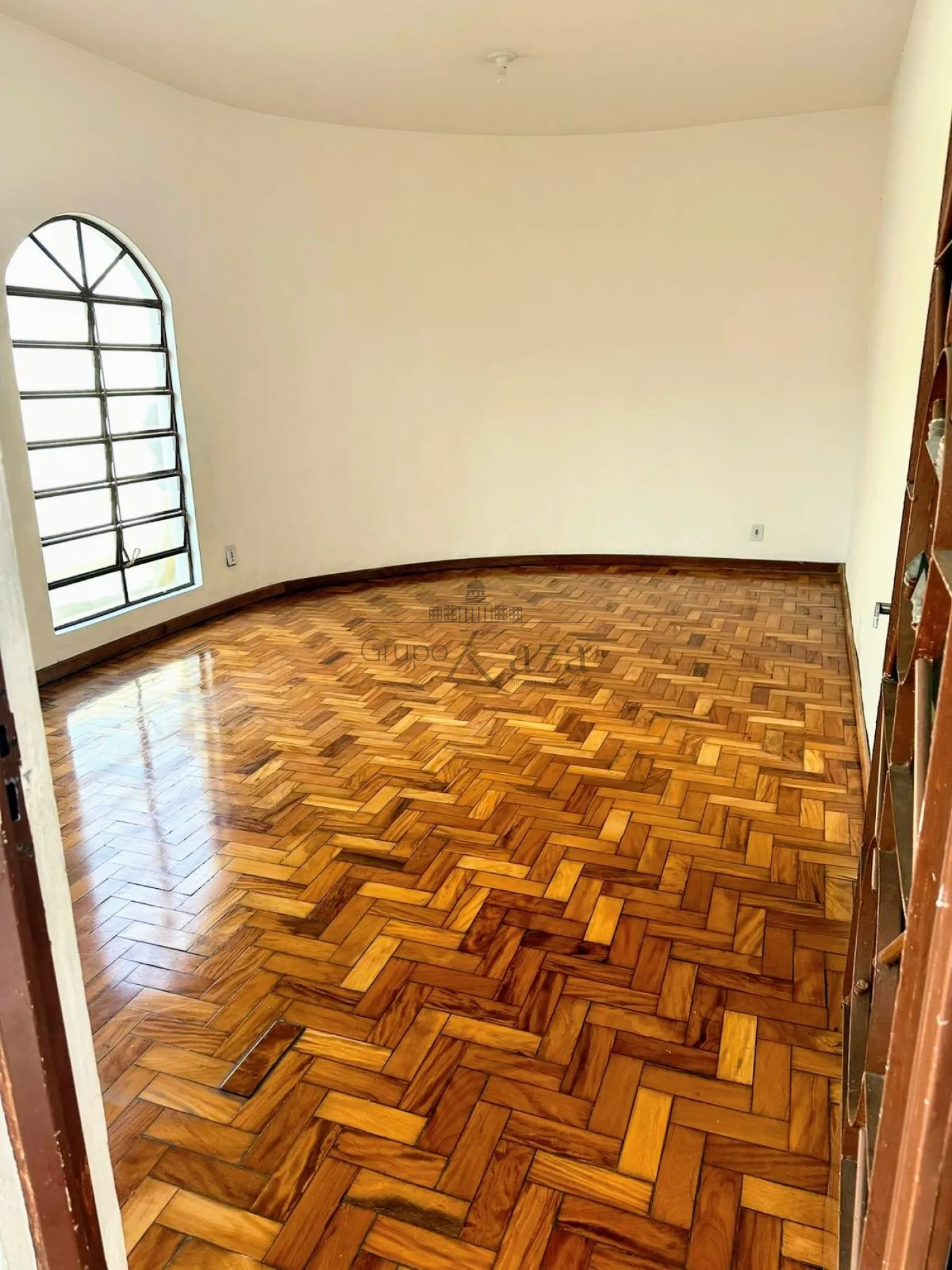 Foto 1 de Casa Térrea em Vila Tesouro, São José dos Campos - imagem 1