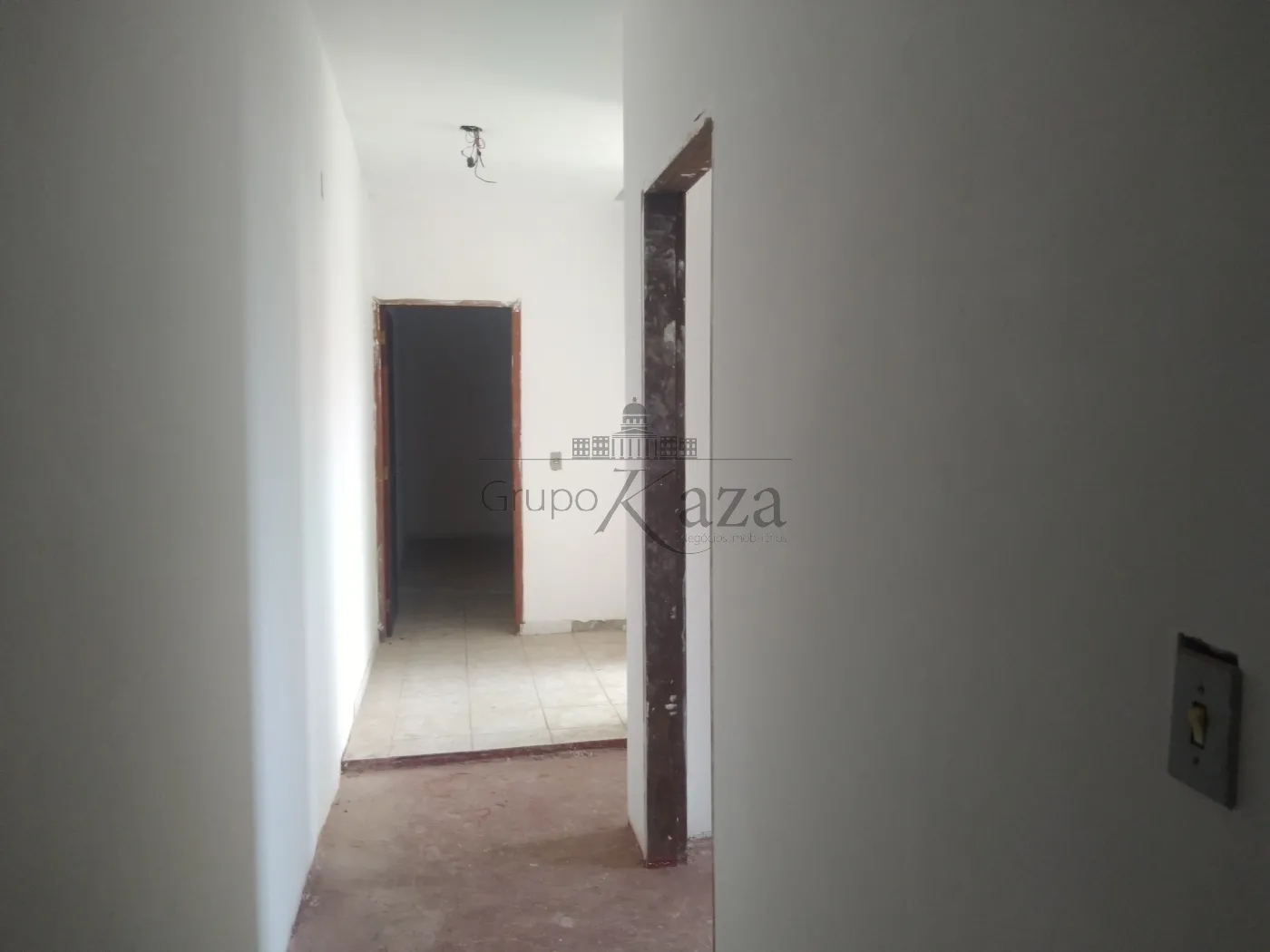 Foto 9 de Casa Geminada em Jardim Torrão de Ouro, São José dos Campos - imagem 9