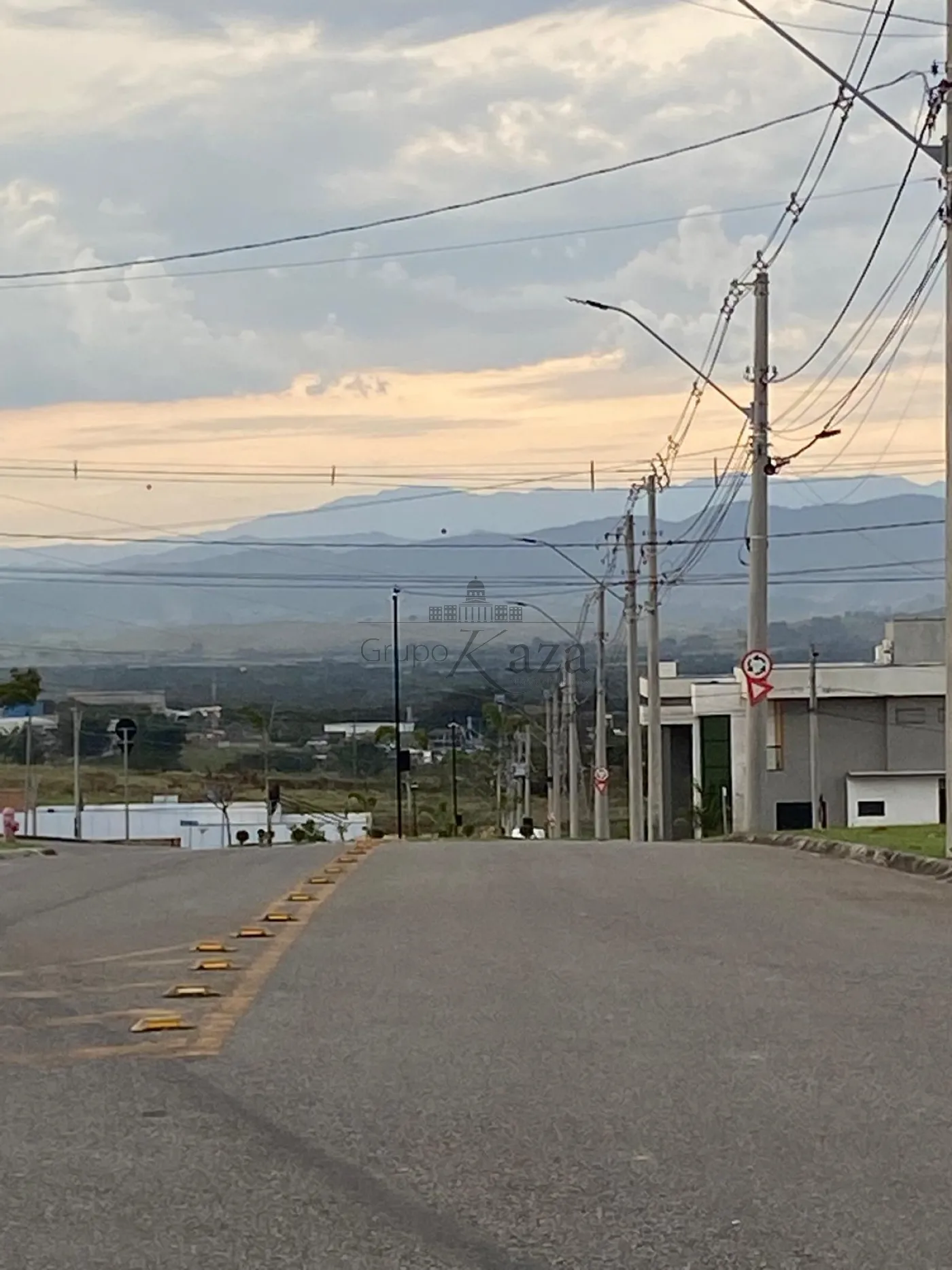 Foto 9 de Terreno Condomínio em Parque Residencial Maria Elmira, Caçapava - imagem 9