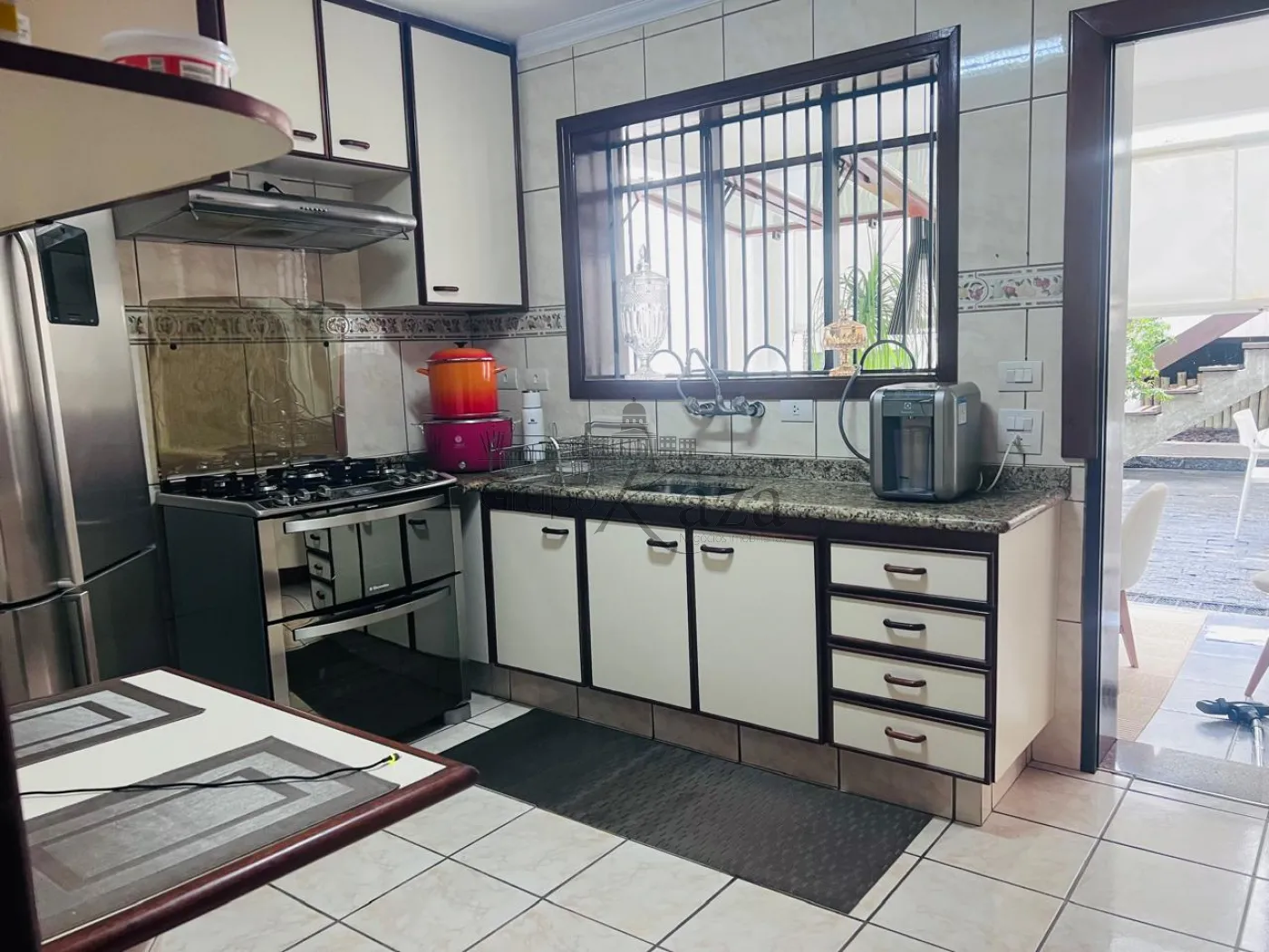 Foto 4 de Casa Padrão em Jardim Apolo II, São José dos Campos - imagem 4