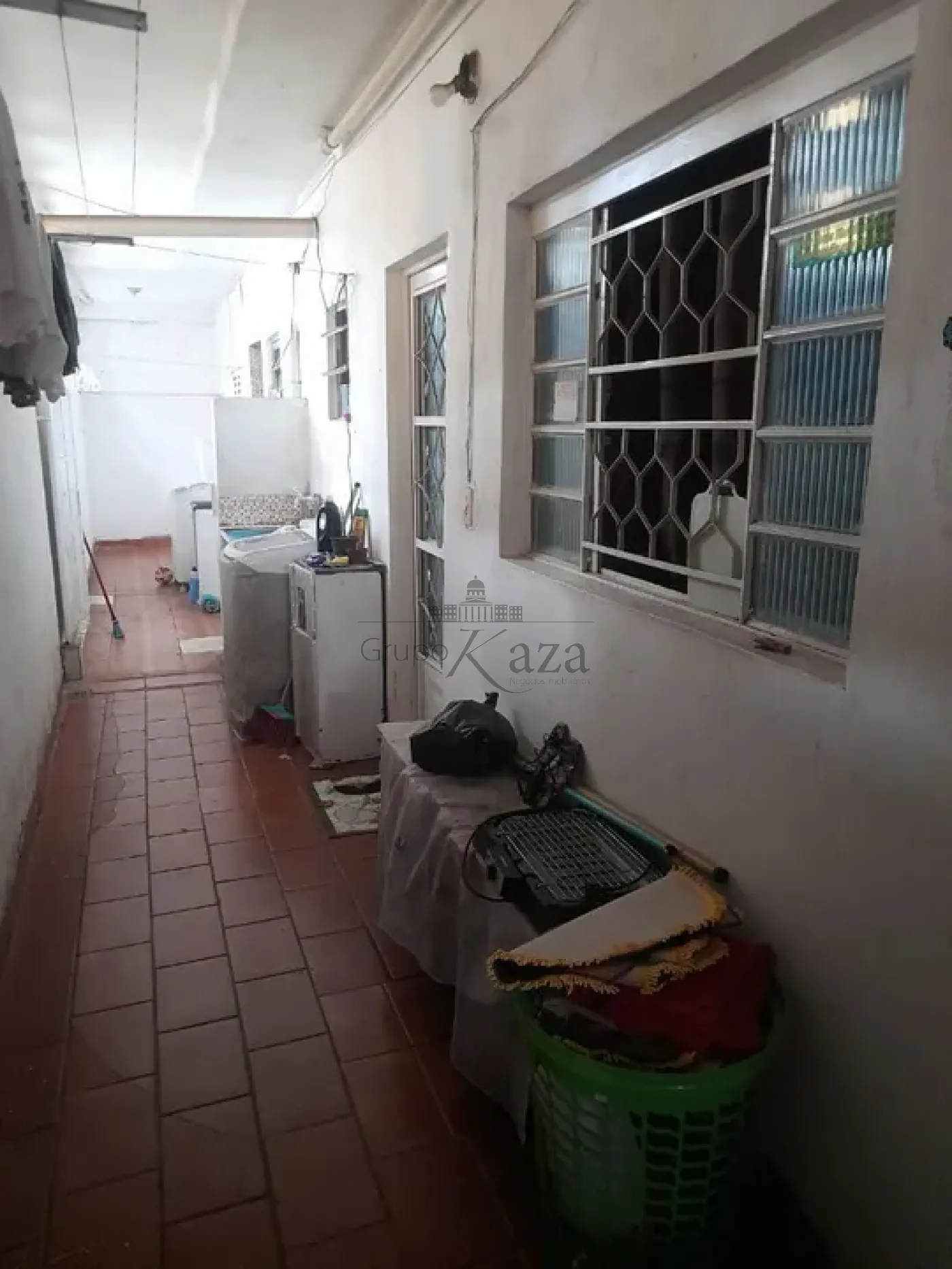 Foto 11 de Casa Padrão em Jardim Santa Inês I, São José dos Campos - imagem 11