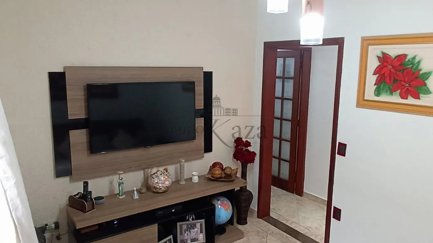 Foto 8 de Casa Padrão em Cidade Jardim, Jacareí - imagem 8