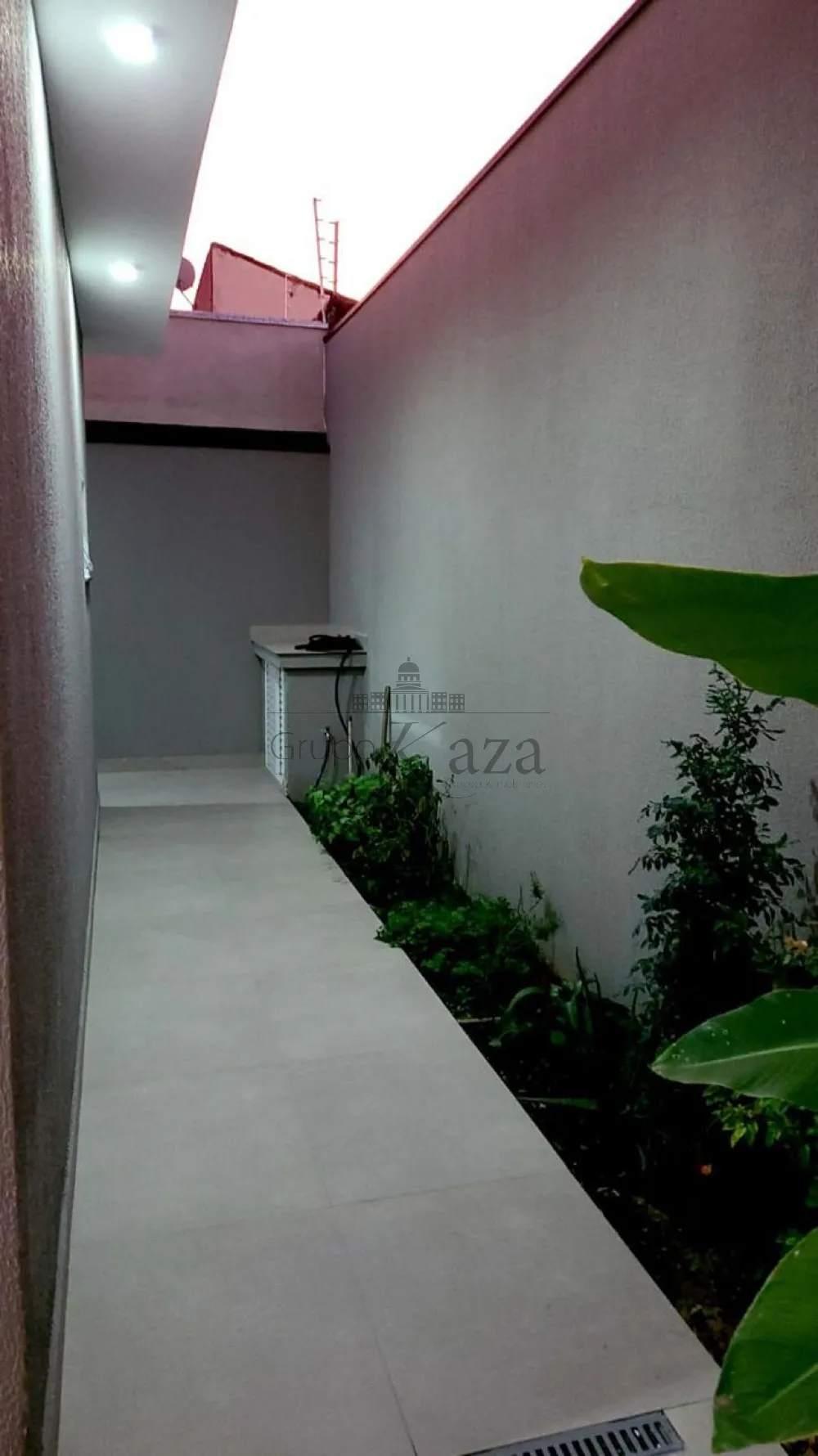 Foto 46 de Casa Padrão em Jardim Santa Maria, Jacareí - imagem 46