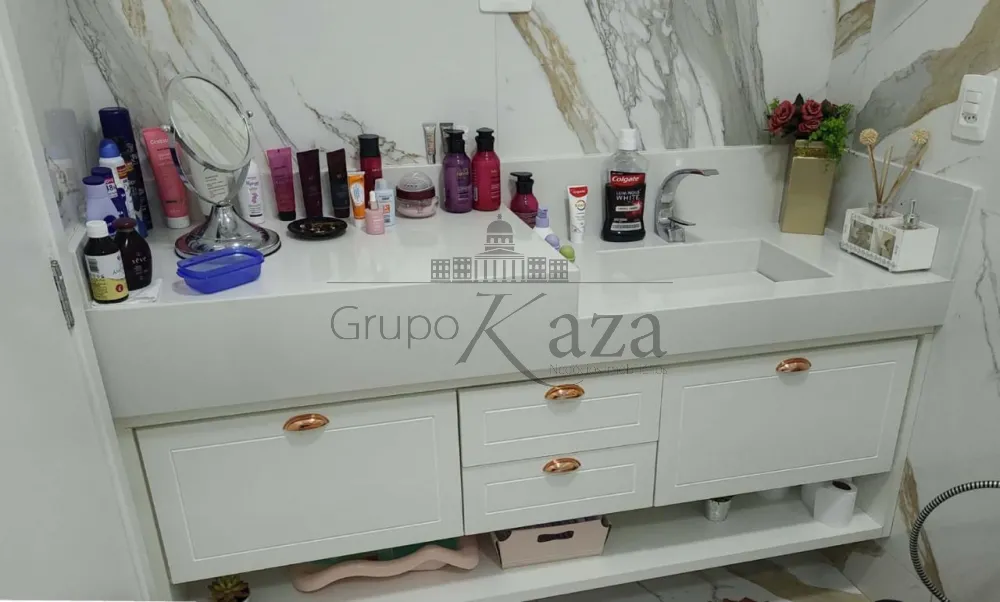 Foto 35 de Casa Padrão em Jardim Santa Maria, Jacareí - imagem 35