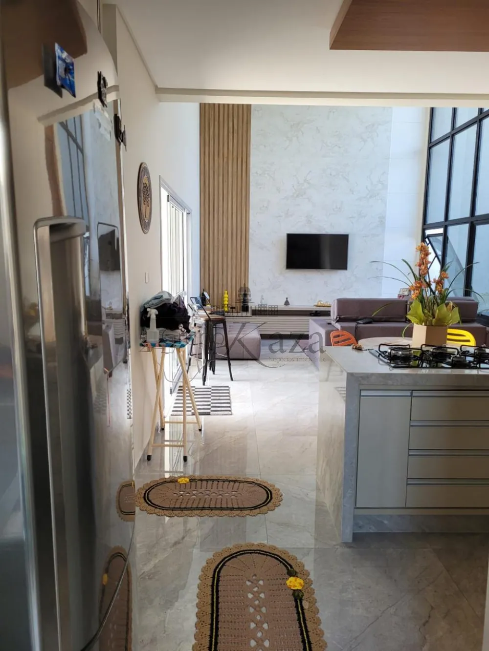 Foto 2 de Casa Padrão em Jardim Santa Maria, Jacareí - imagem 2