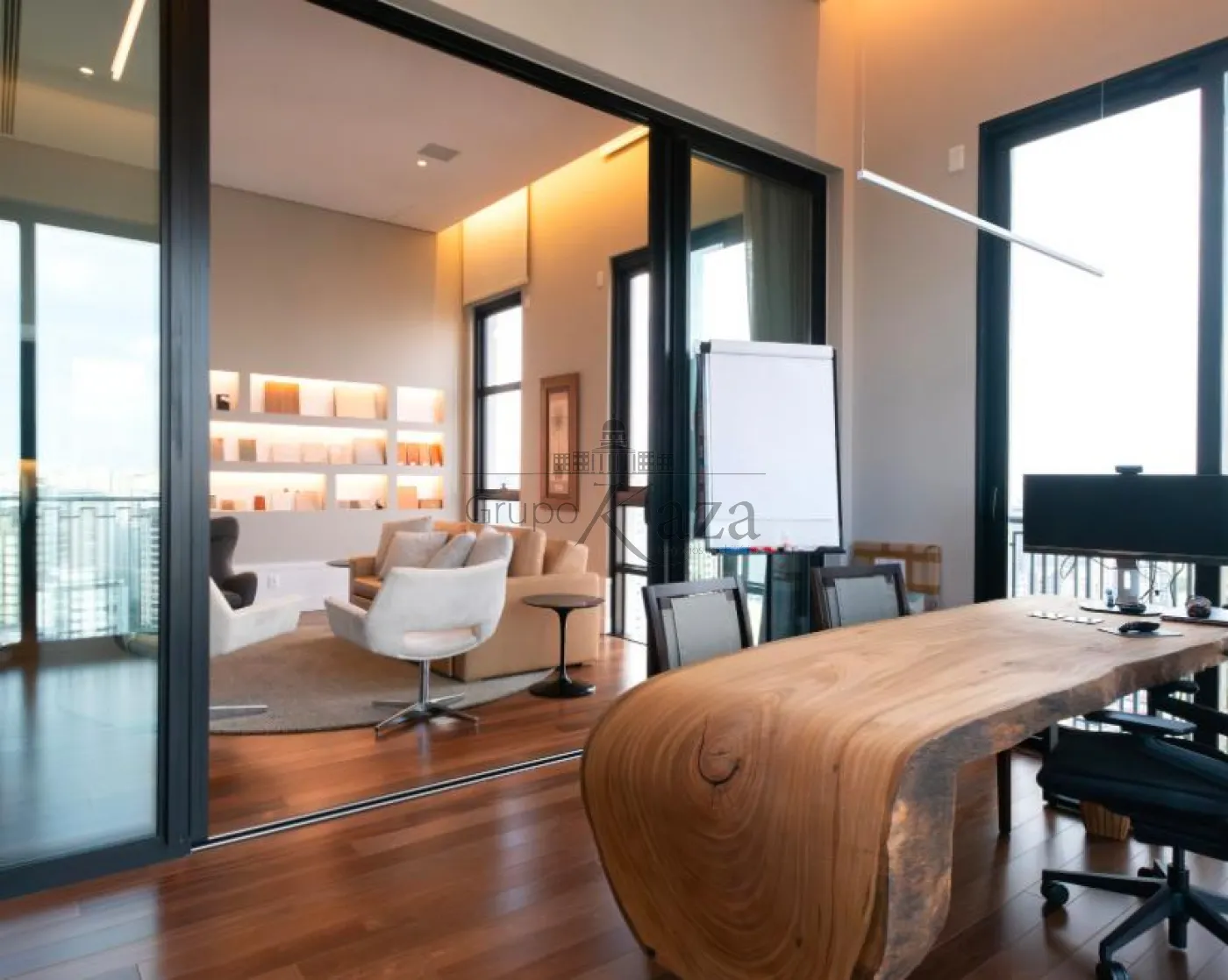 Foto 3 de Apartamento Cobertura Triplex em Vila Olímpia, São Paulo - imagem 3