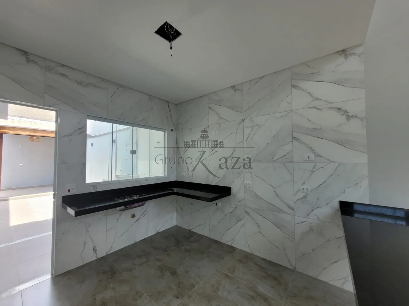 Foto 2 de Casa Padrão em Jardim Altos de Santana II, Jacareí - imagem 2