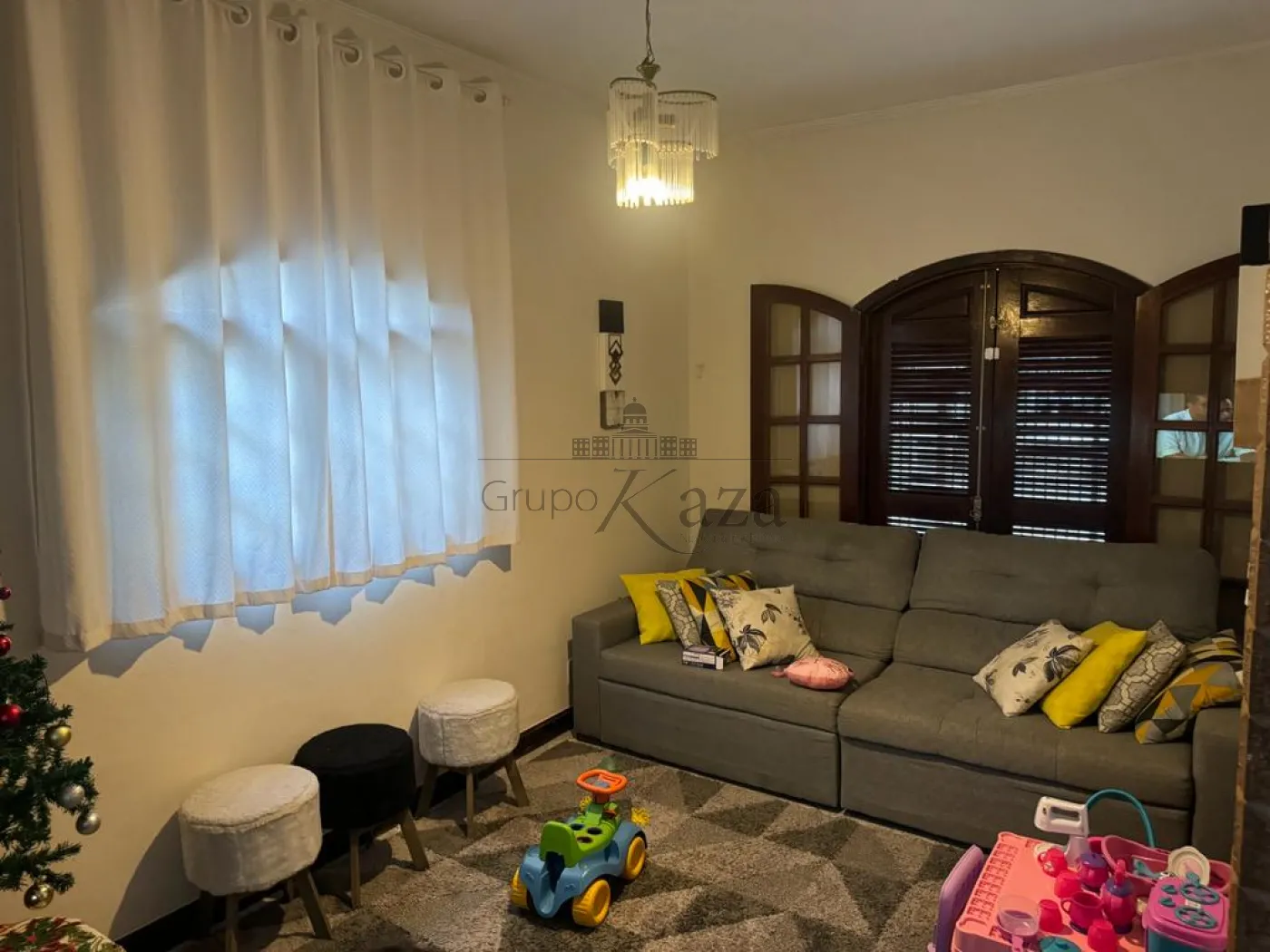 Foto 1 de Casa Padrão em Jardim Santa Inês II, São José dos Campos - imagem 1