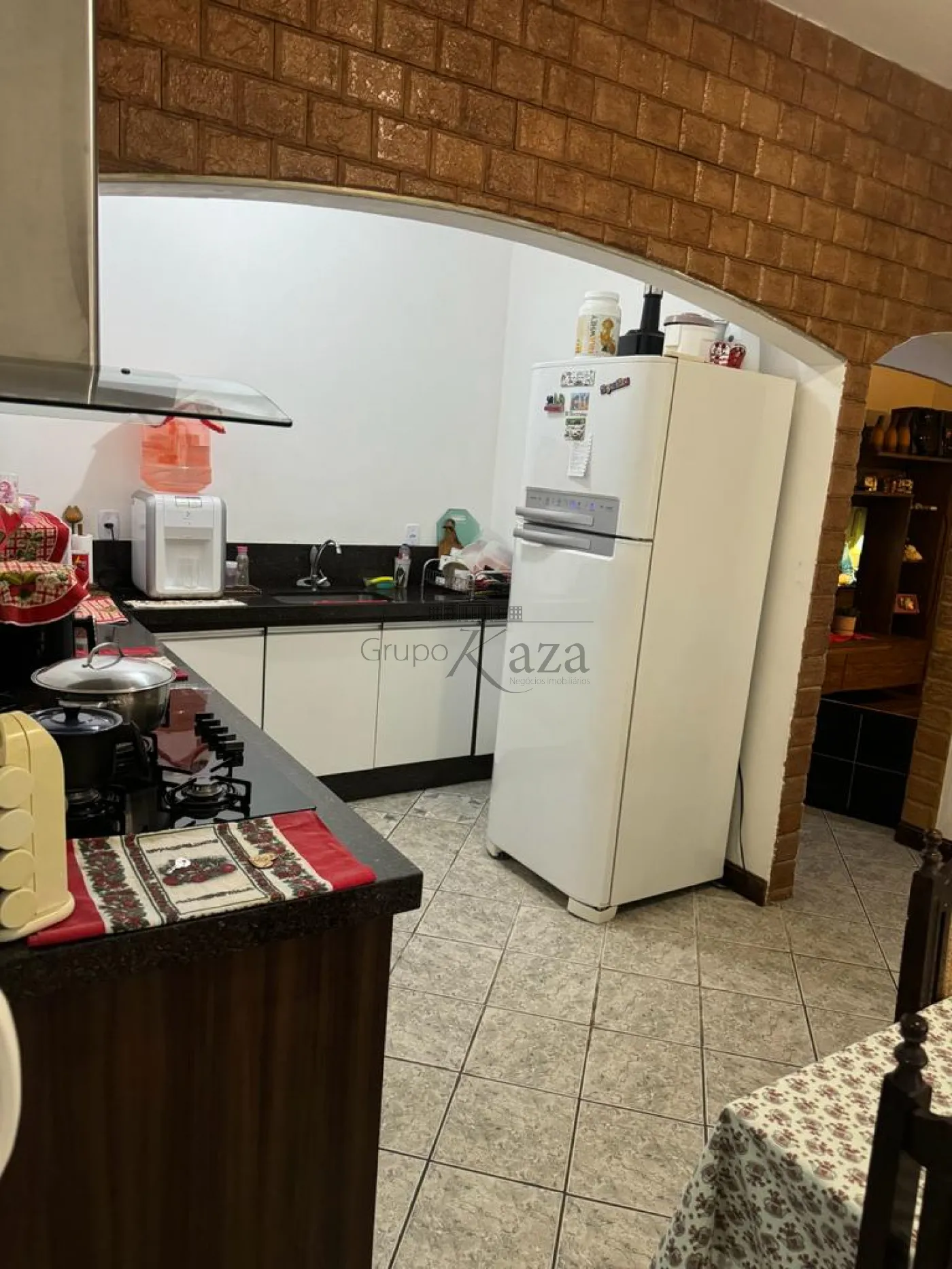 Foto 3 de Casa Padrão em Jardim Santa Inês II, São José dos Campos - imagem 3