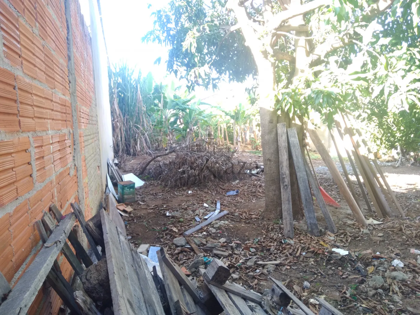 Foto 3 de Terreno Padrão em Jardim Cruzeiro do Sul, São José dos Campos - imagem 3
