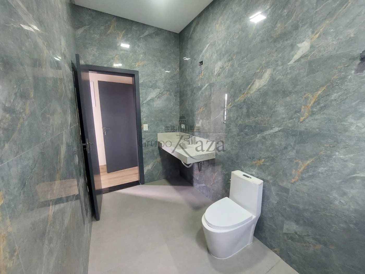 Foto 14 de Casa Sobrado em Vila Branca, Jacareí - imagem 14