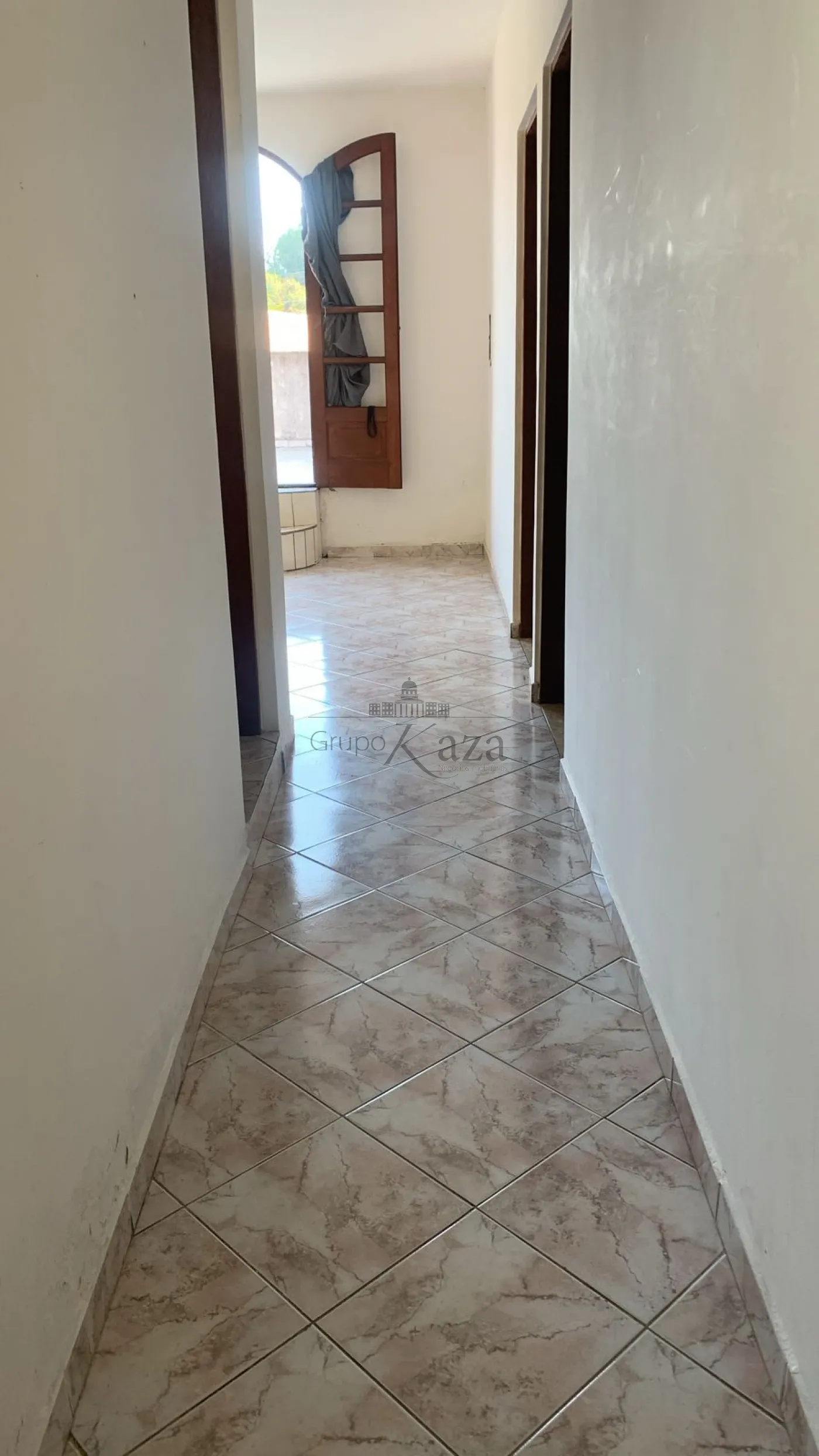 Foto 8 de Casa Comercial  Residencial em Jardim Torrão de Ouro, São José dos Campos - imagem 8