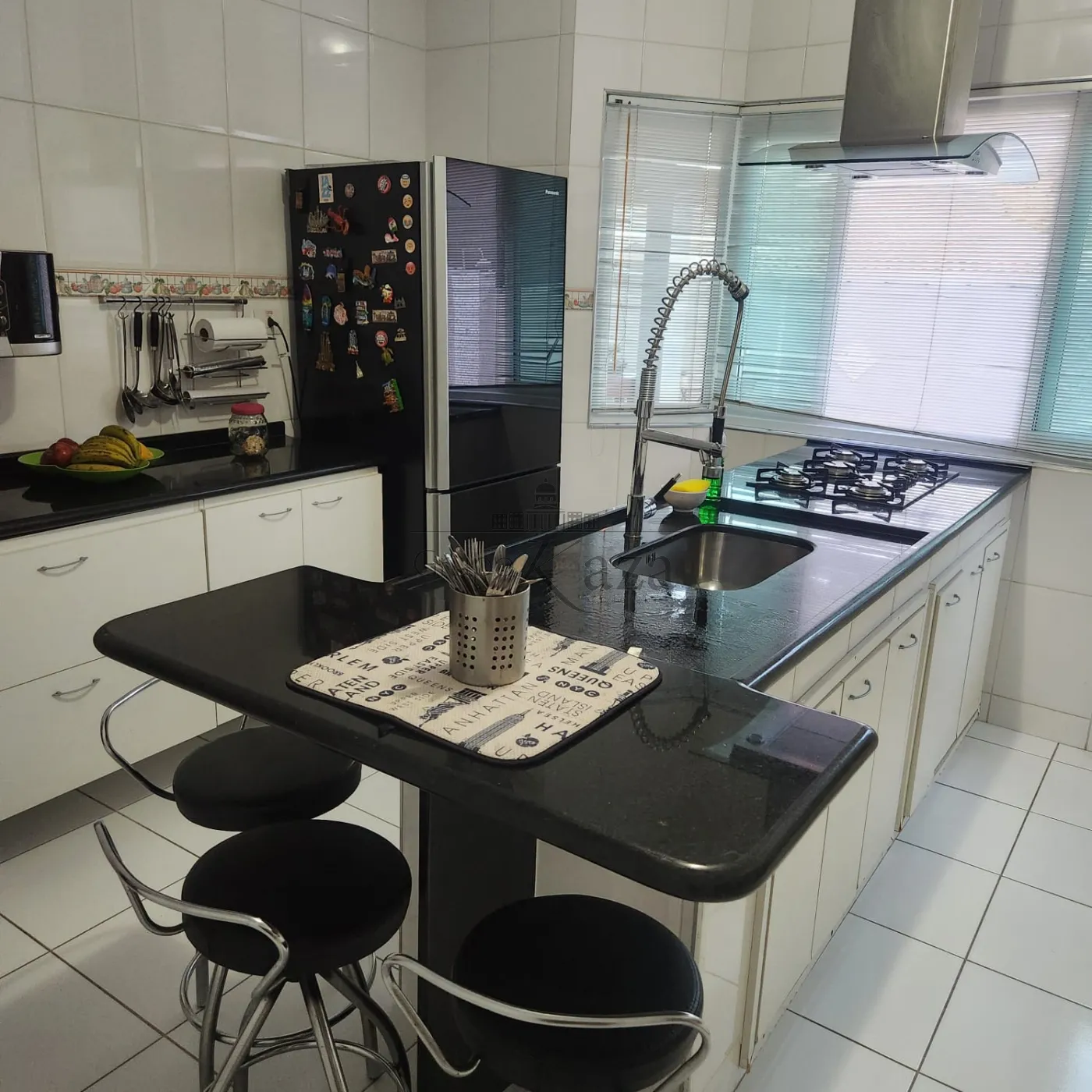 Foto 8 de Casa Condomínio em Jardim Coleginho, Jacareí - imagem 8