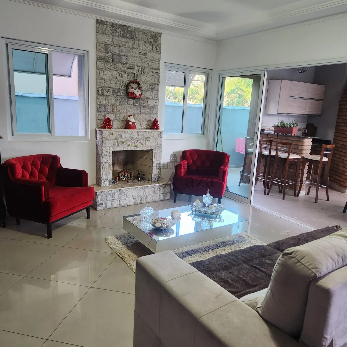Foto 4 de Casa Condomínio em Jardim Coleginho, Jacareí - imagem 4