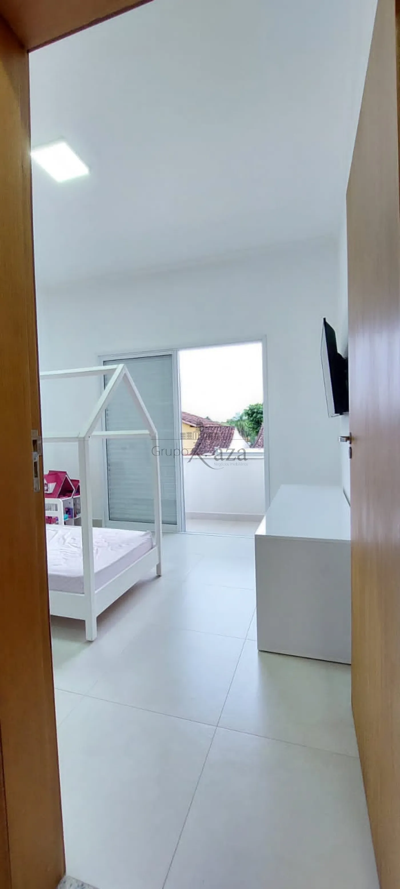 Foto 7 de Casa Padrão em Jardim Britânia, Caraguatatuba - imagem 7
