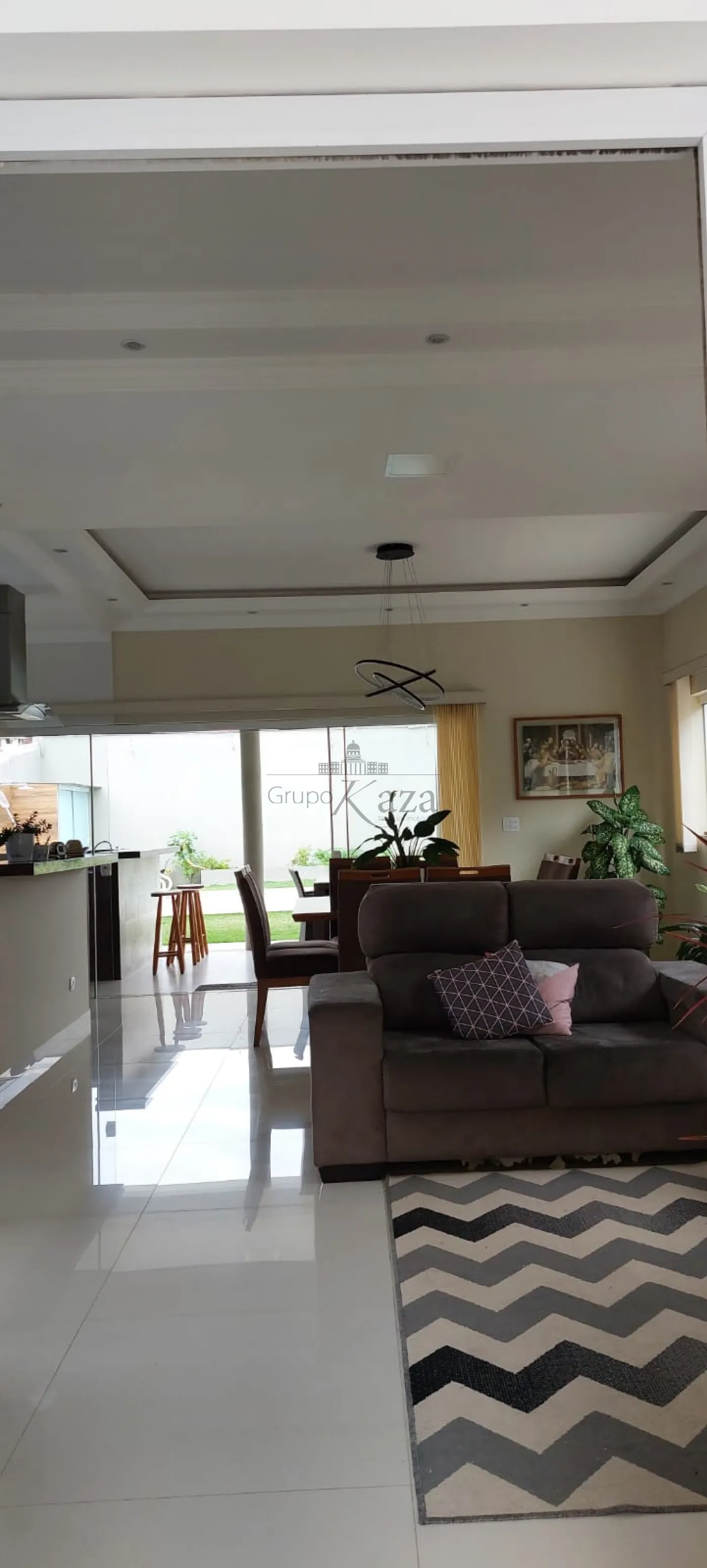 Foto 30 de Casa Padrão em Jardim Britânia, Caraguatatuba - imagem 30