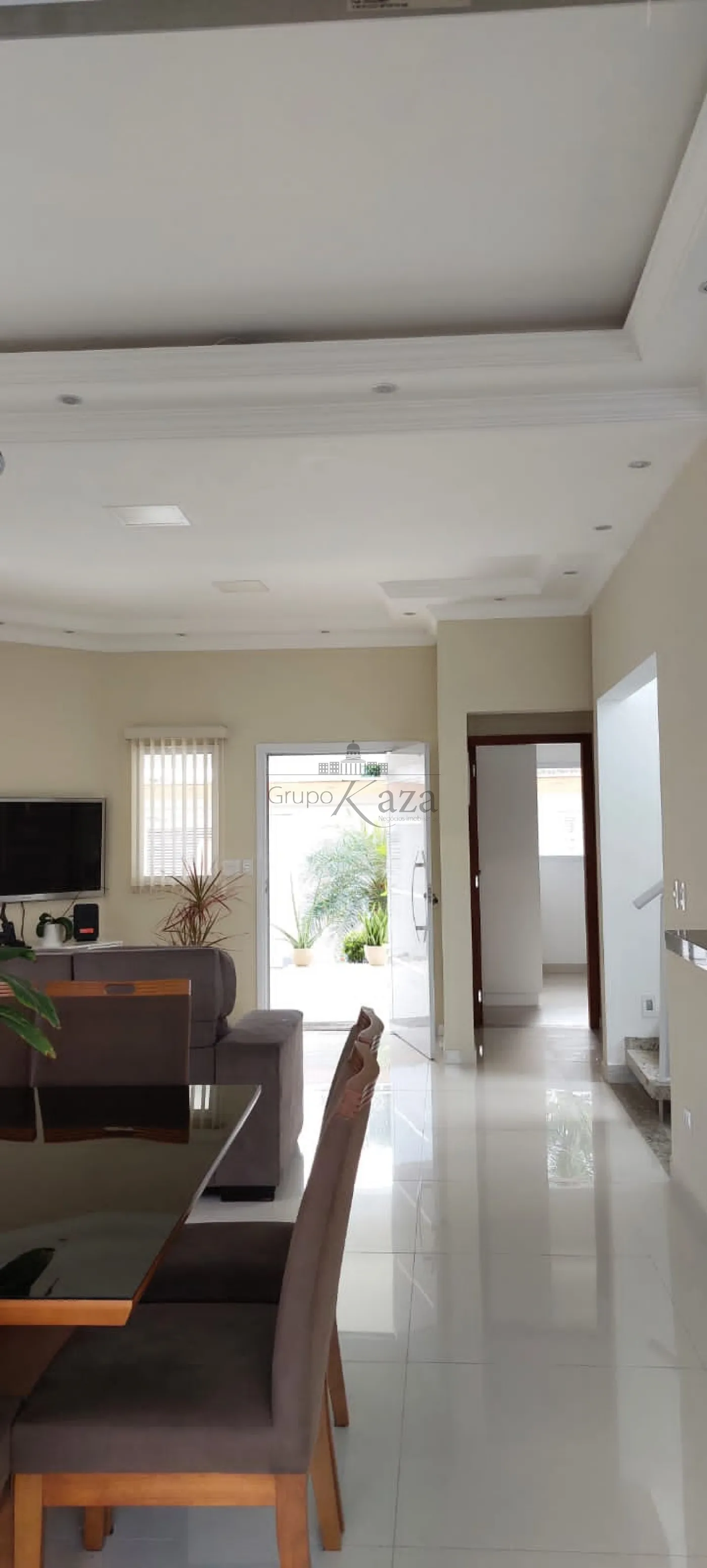 Foto 32 de Casa Padrão em Jardim Britânia, Caraguatatuba - imagem 32