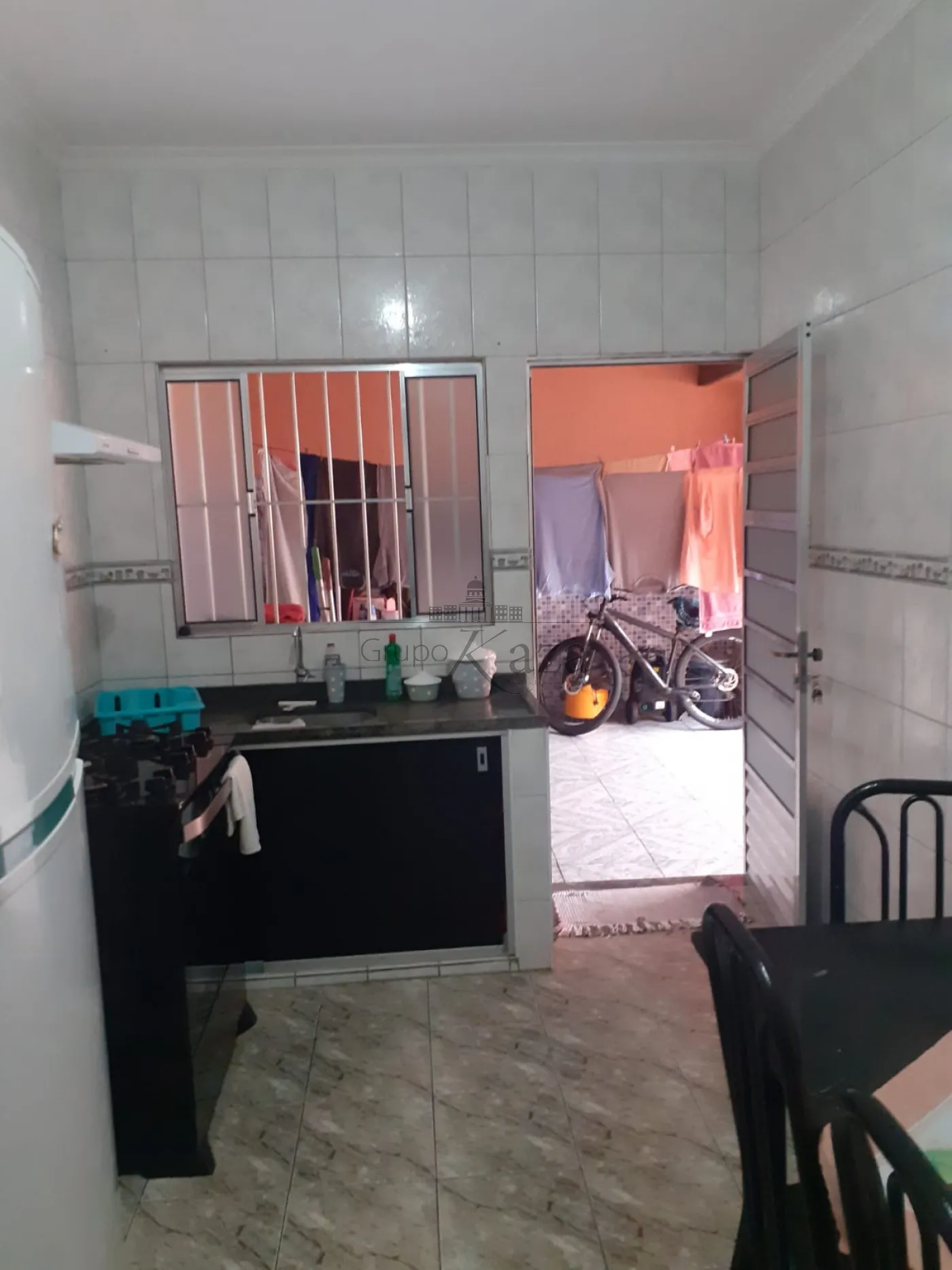 Foto 5 de Casa Padrão em Campo dos Alemães, São José dos Campos - imagem 5