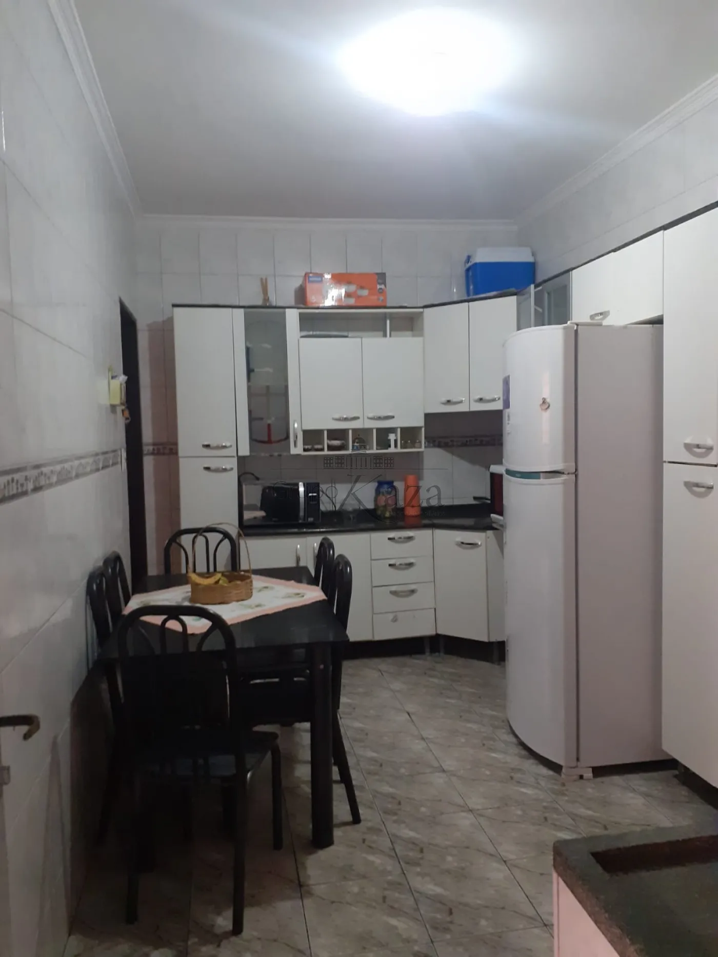 Foto 4 de Casa Padrão em Campo dos Alemães, São José dos Campos - imagem 4