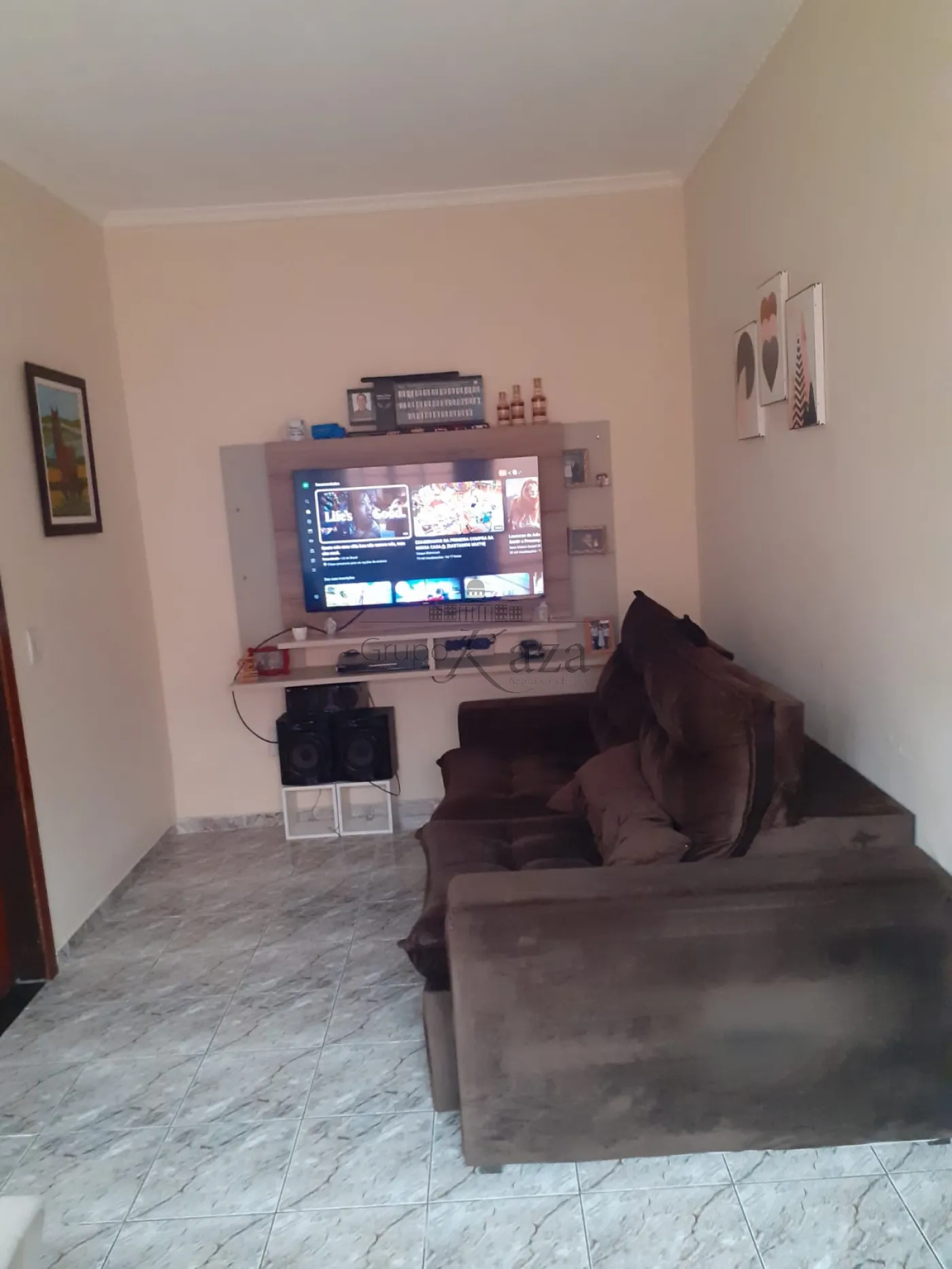 Foto 1 de Casa Padrão em Campo dos Alemães, São José dos Campos - imagem 1