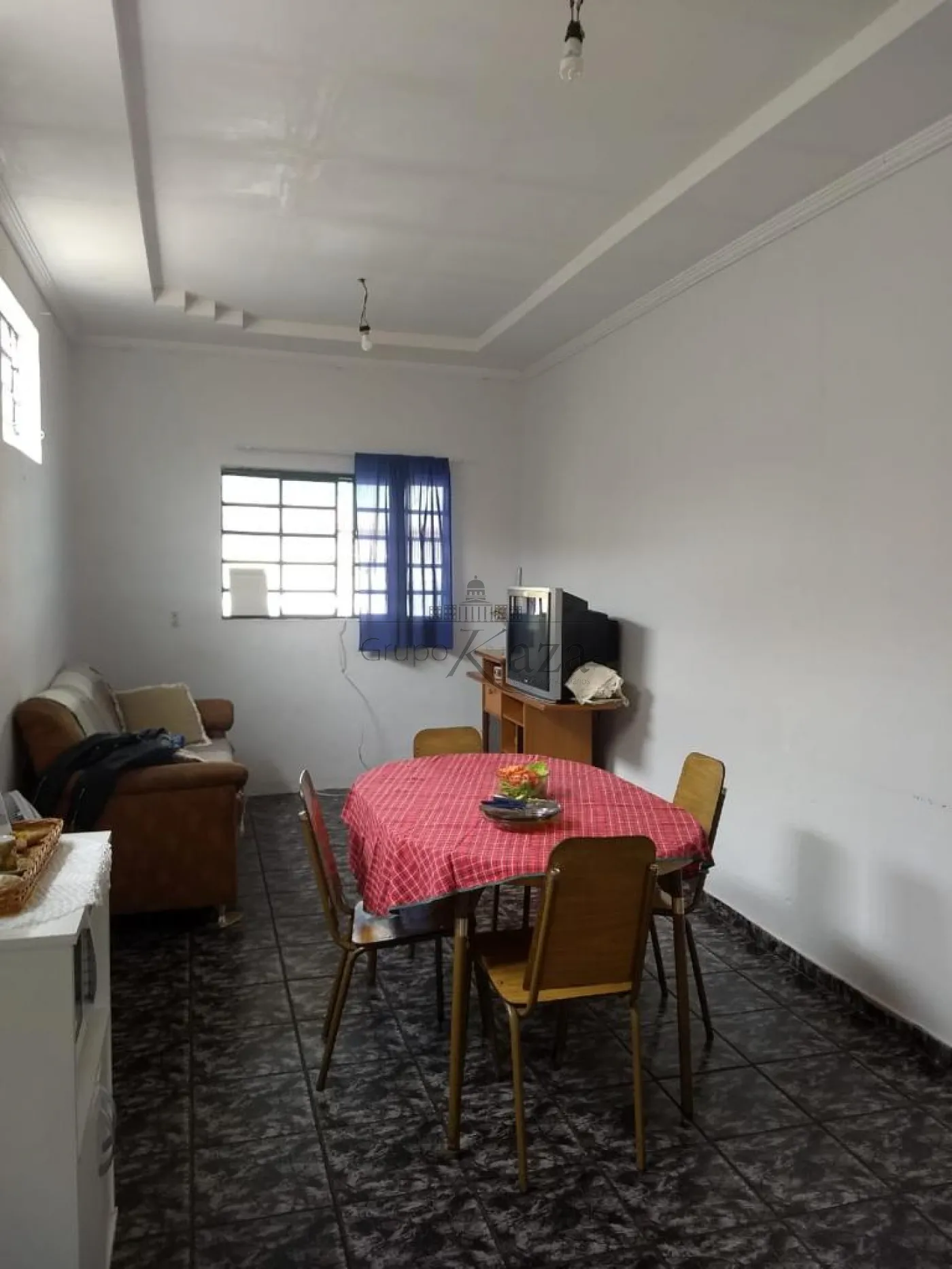 Foto 1 de Casa Padrão em Jardim Imperial, São José dos Campos - imagem 1