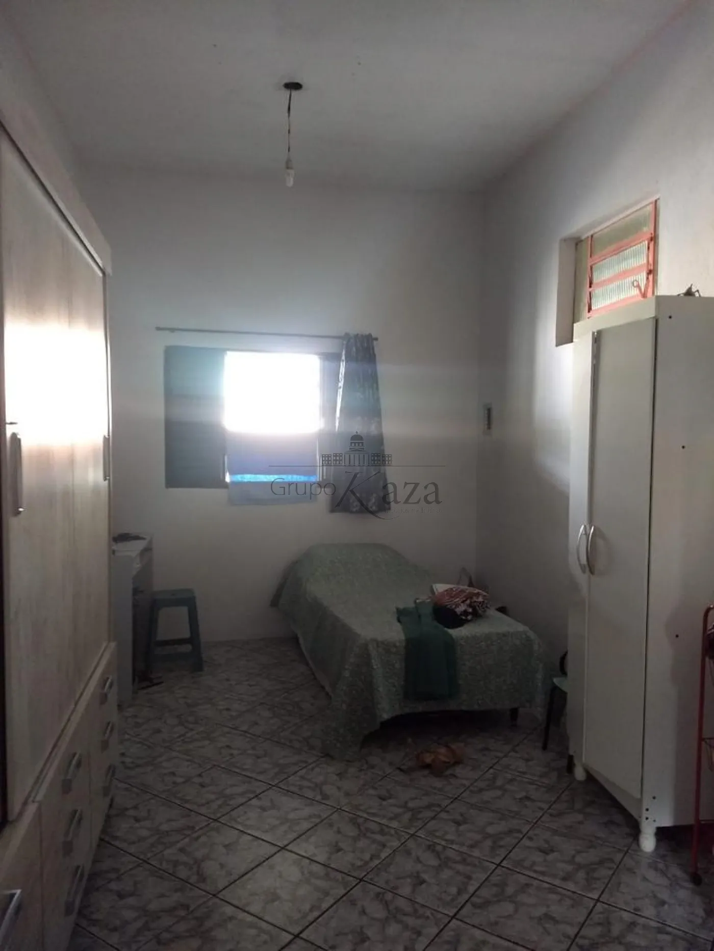 Foto 5 de Casa Padrão em Jardim Imperial, São José dos Campos - imagem 5