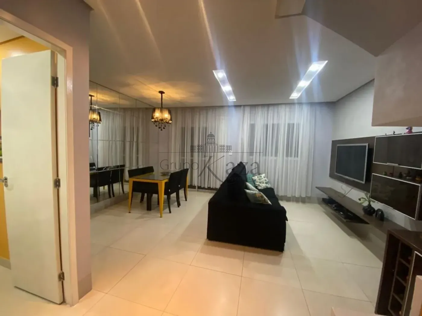 Foto 1 de Casa Condomínio em Jardim Santa Maria, Jacareí - imagem 1